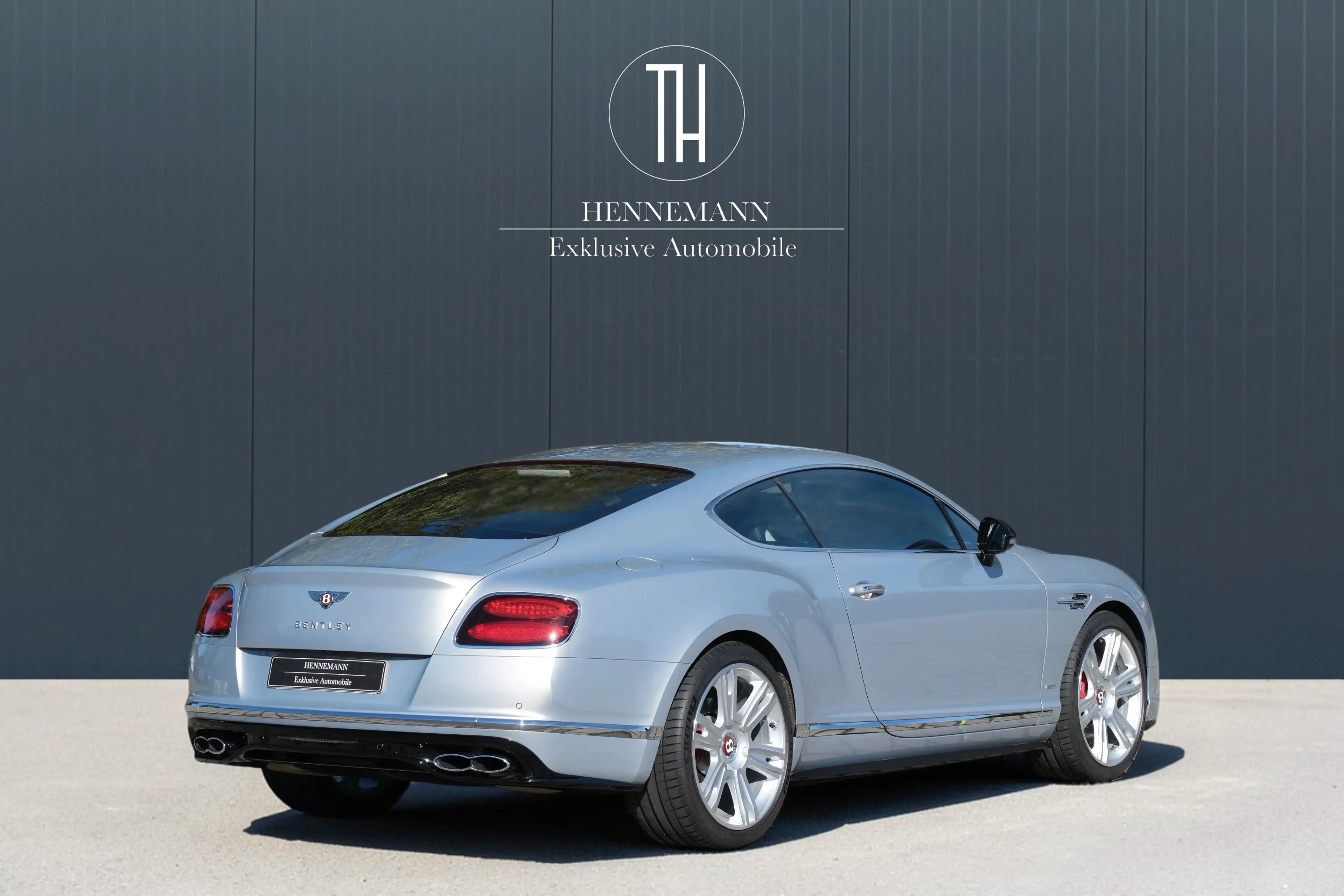 Bentley Continental GT Continental GT V8 S*Massage*CarPlay*BiColor*CAM* — photo 4