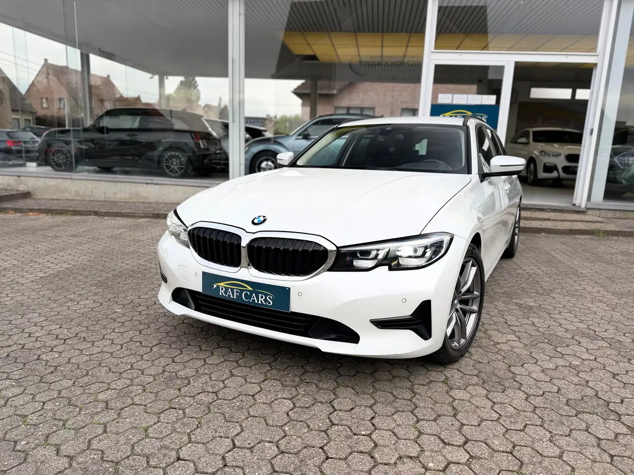 BMW 3 Series Touring 318 dA GARANTIE CARPASS TOPSTAAT -, миниатюра 2