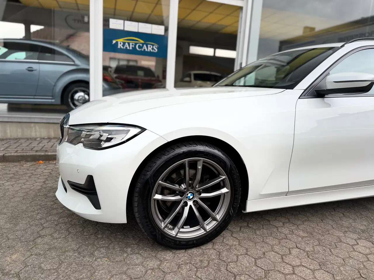 BMW 3 Series Touring 318 dA GARANTIE CARPASS TOPSTAAT -, миниатюра 4