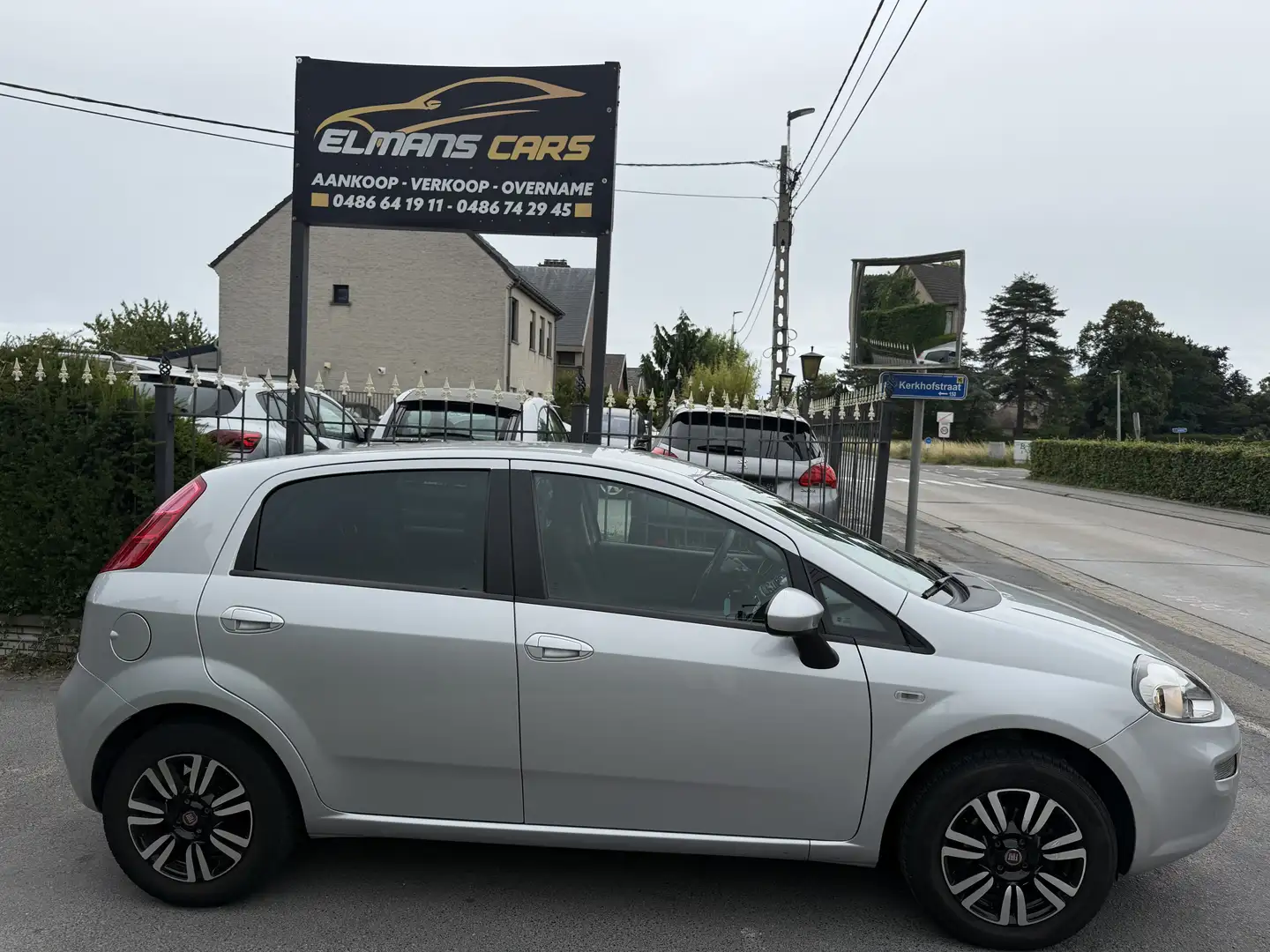 Fiat Punto 1.2i // Airco // Jantes // 5 Portes //1ier Proprio - 2