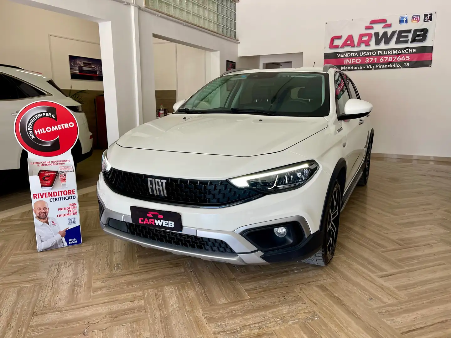 Fiat Tipo Tipo SW 1.6 mjt Cross s Blanc - 1