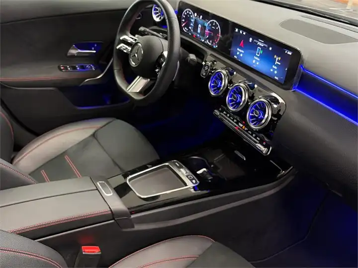 Mercedes-Benz Clase A 2025, foto 11