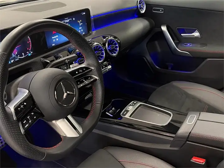 Mercedes-Benz Clase A 2025, foto 9