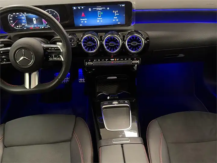 Mercedes-Benz Clase A 2025, foto 8