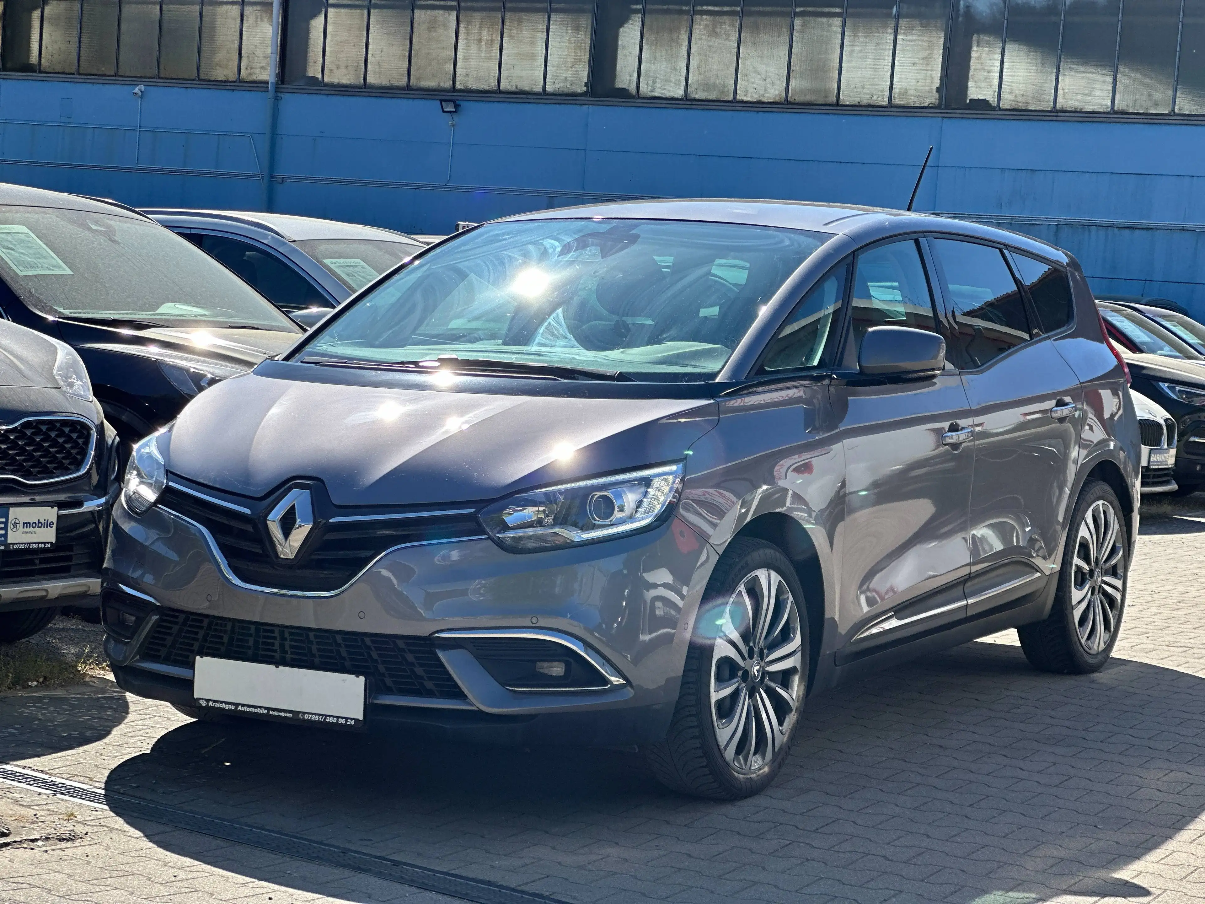 Renault Scenic 140 TCe*7-Sitze*Kamera*Navi*Klimaaut*Temp*Parkpilo