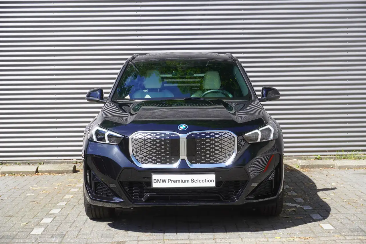 BMW iX1 2026