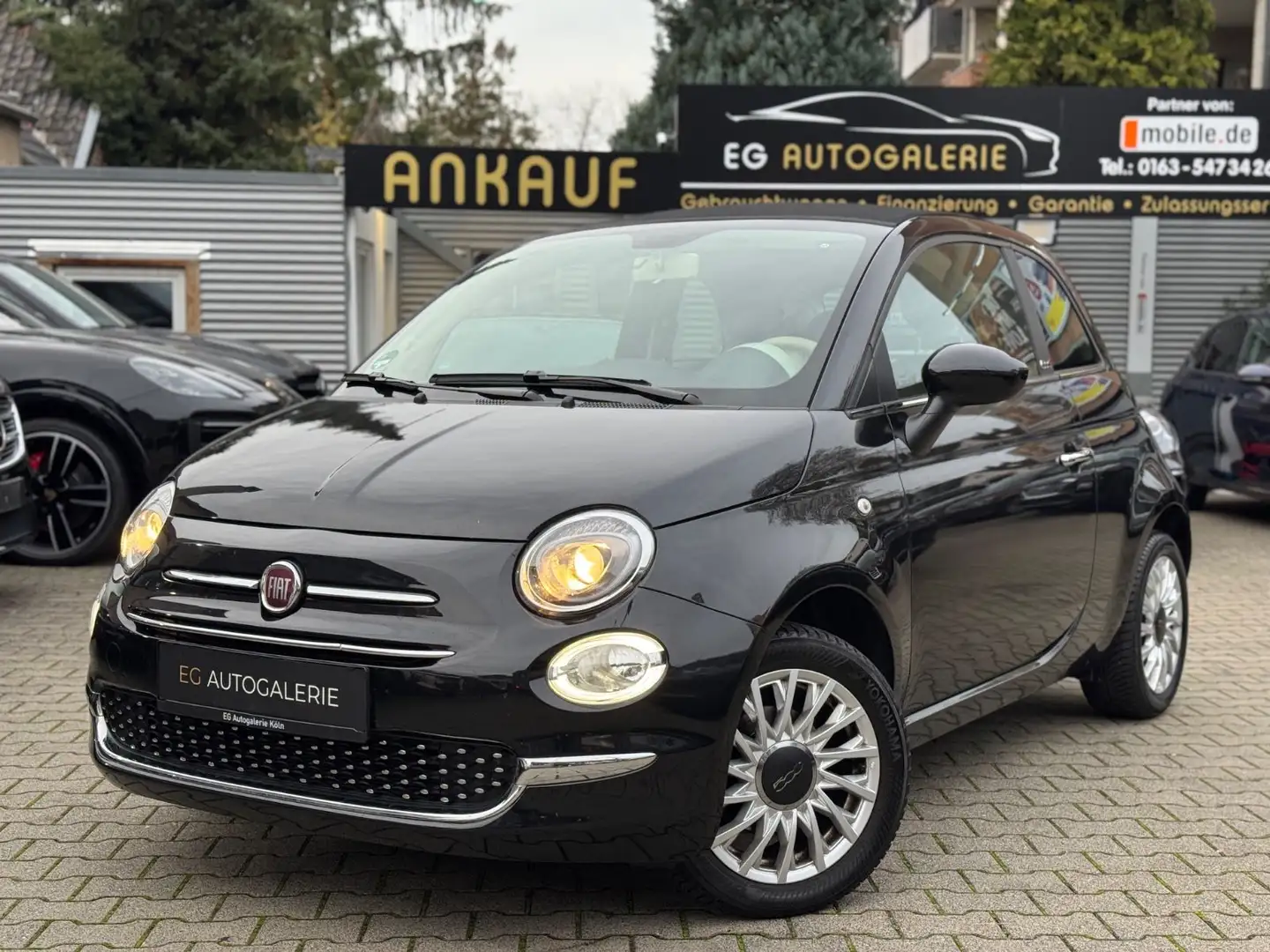 Fiat 500C Dolcevita*APPLE CARPLAY*KLIMA.AUT*LEDER*PDC Schwarz - 1