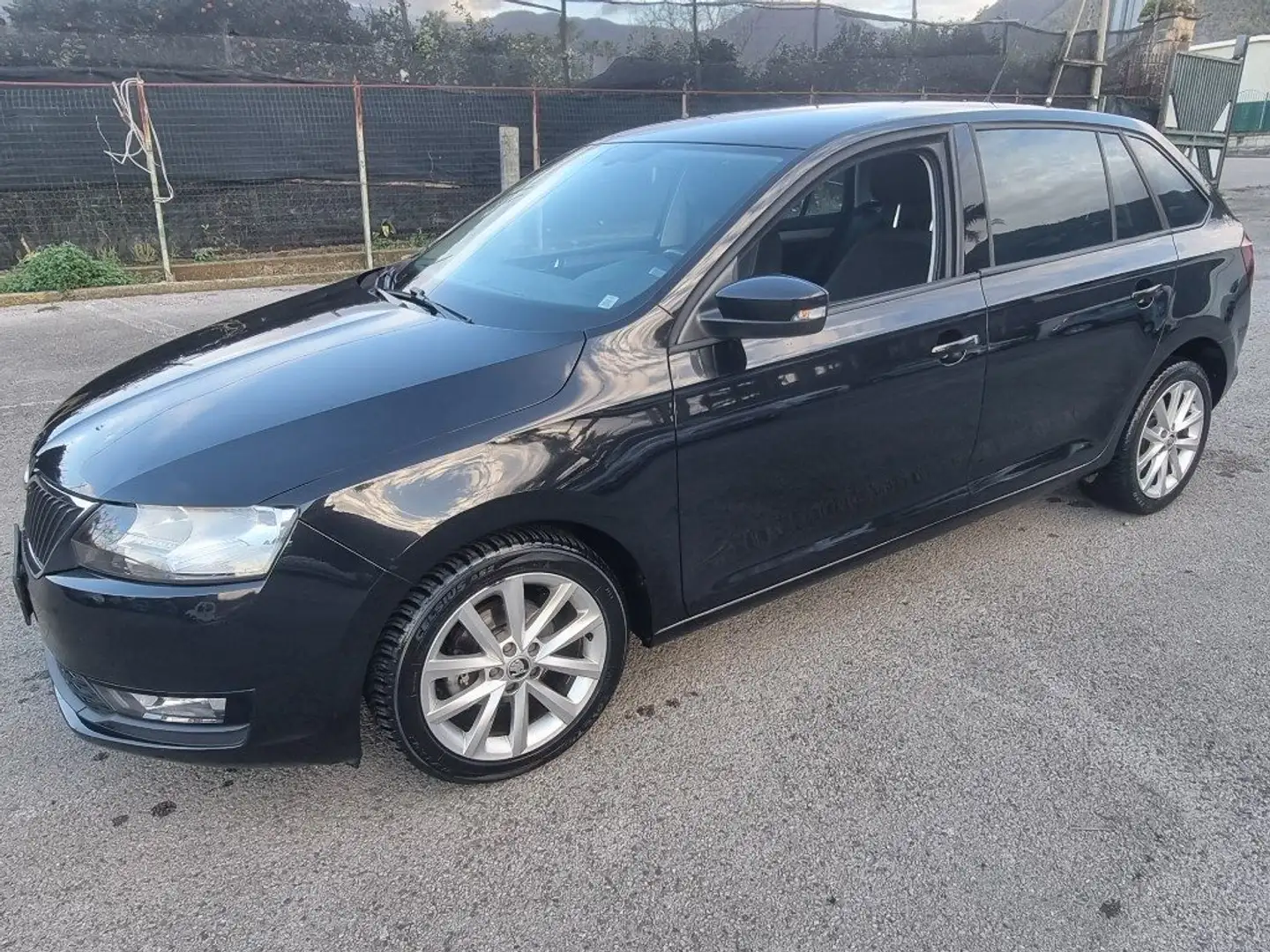 Skoda Rapid/Spaceback Spaceback 1.4 TDI 90 CV DSG Ambition Nero - 1