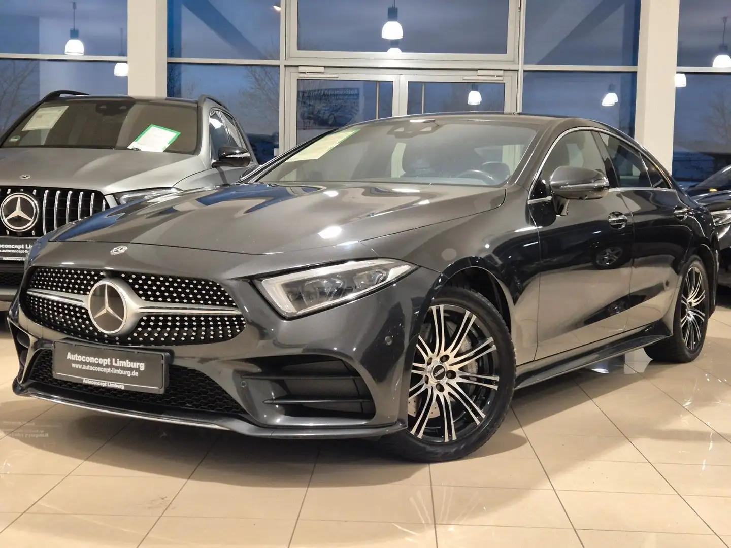 Mercedes-Benz CLS 400 d 4Matic,AMG Line,Burmester,ACC,Airmatic Grau - 1