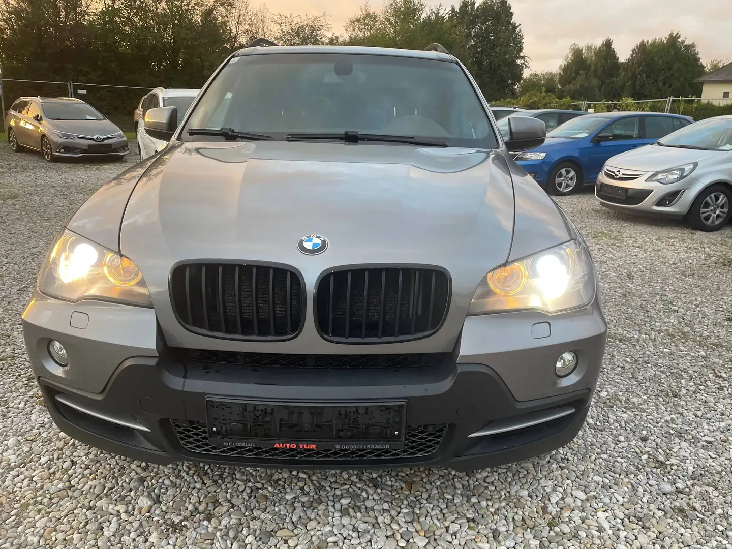 BMW X5 3.0 d+panoramadach +scheibedach+lederausstattung Grau - 2