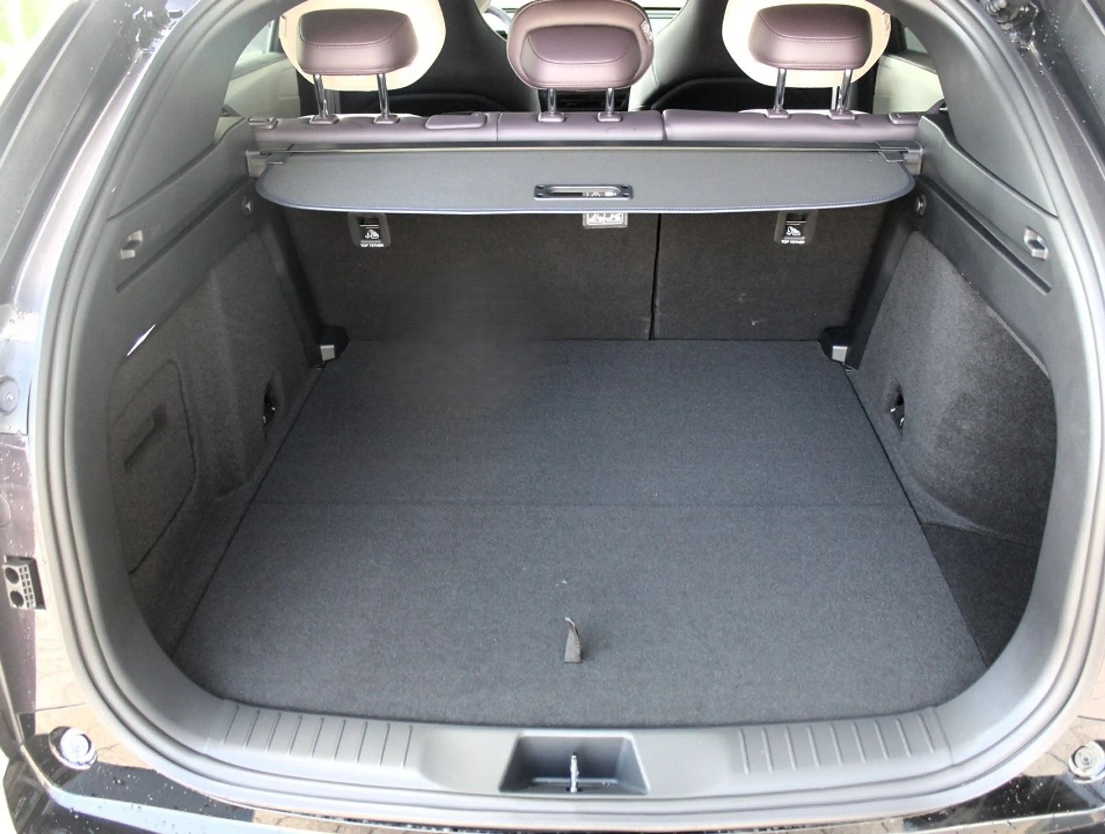 Mazda CX-6e EV-258 Takumi Plus DIGI. SPIEGEL 21" PANO — photo 6