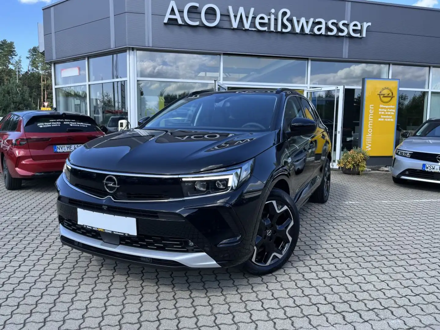 Opel Grandland 1.2 DI Automatik Ultimate Schwarz - 1