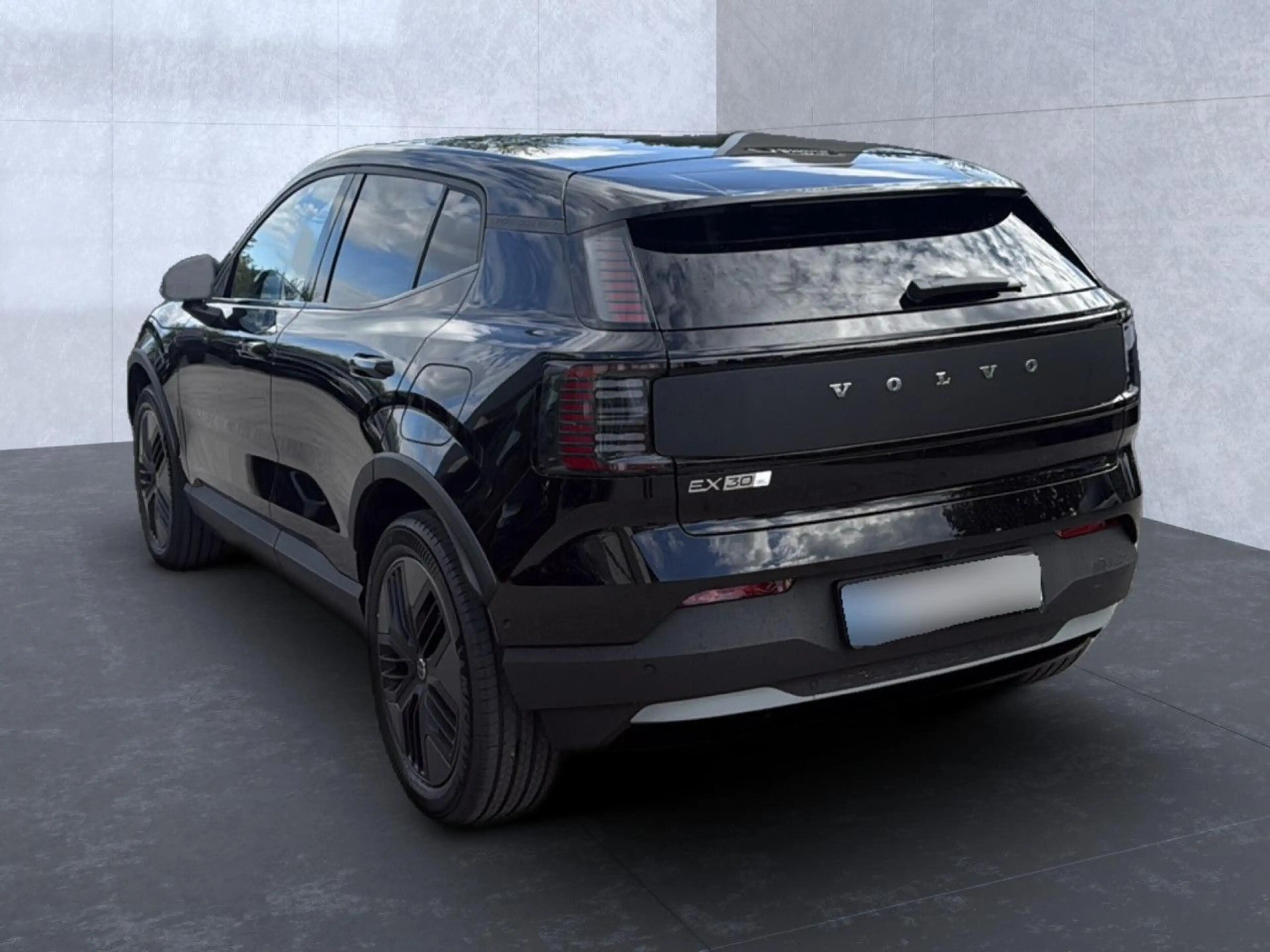 Volvo EX30 CC Performance Pure Electric AWD Ultra LED — photo 3