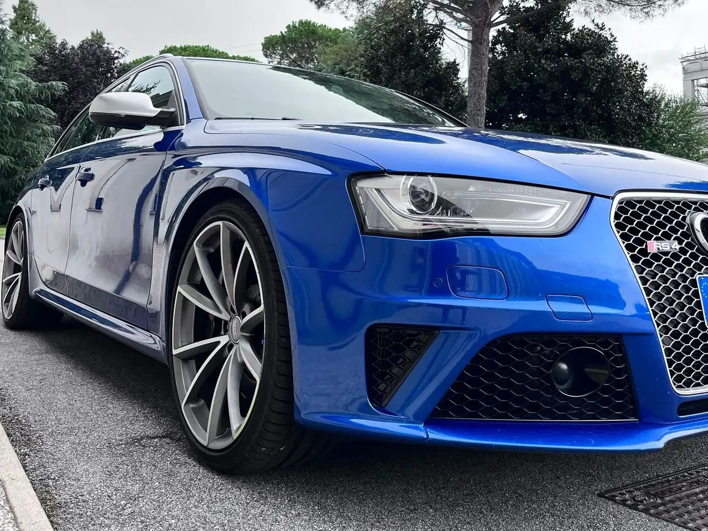 Audi RS4 Bleu - 2