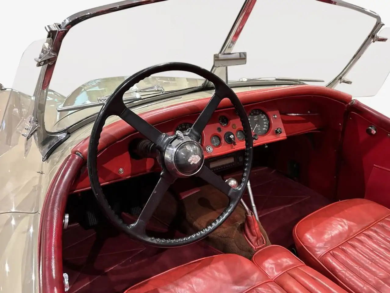 Jaguar XK 120 SE OTS, foto 4