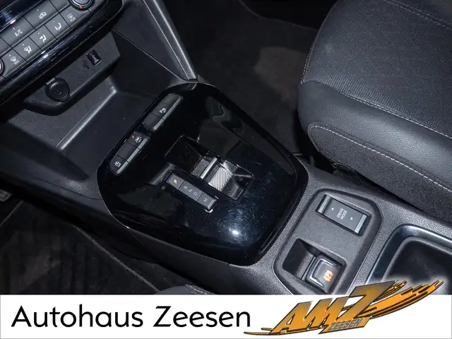 Opel Corsa view 12