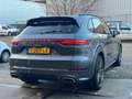 Porsche Cayenne 3.0 E-HYBRID|PLATINUM|PANO|LAGEKM|1STE EIGENAAR|20 Grau - thumbnail 11