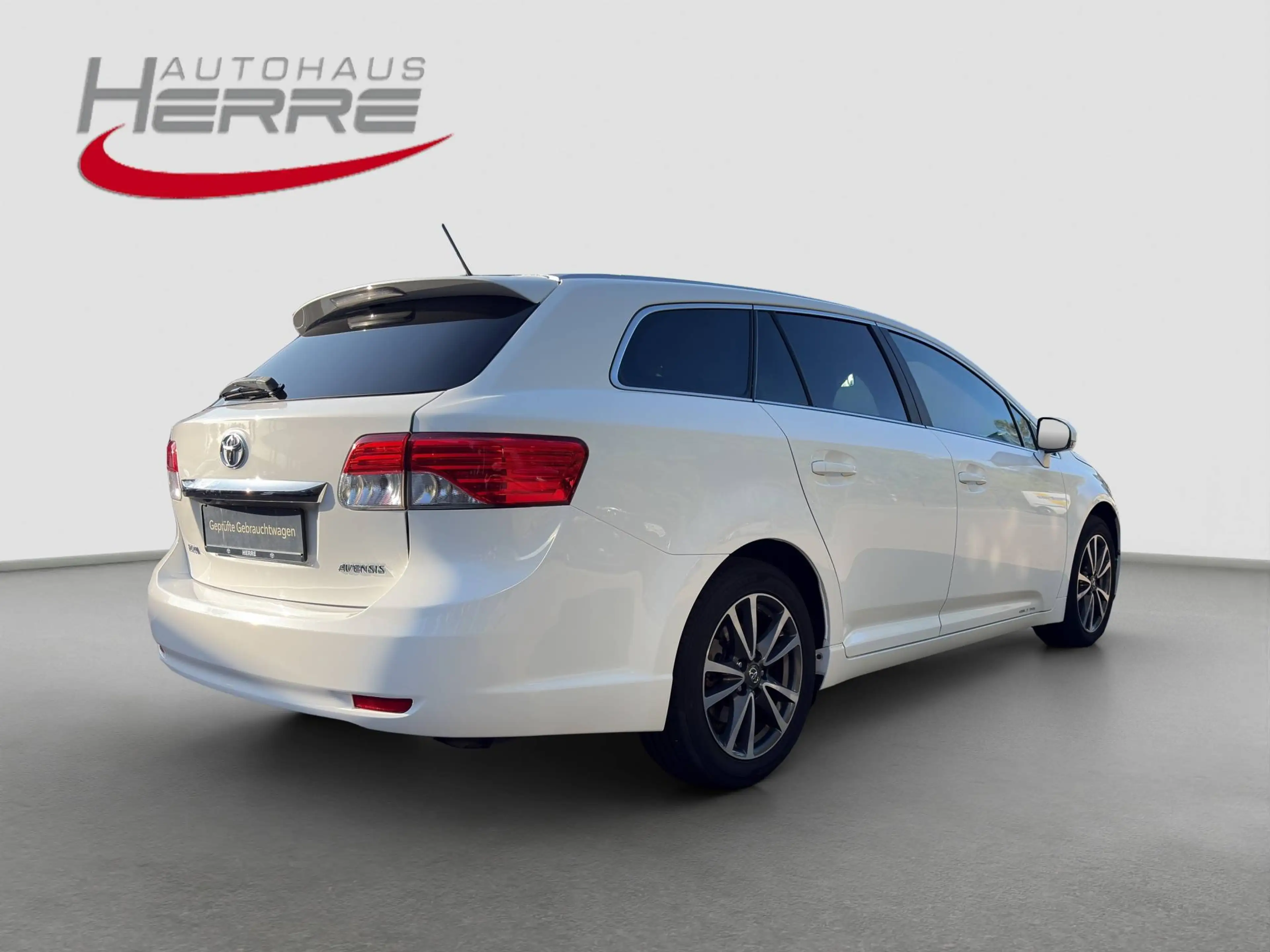 Toyota Avensis Edition — photo 6