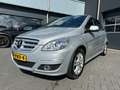 Mercedes-Benz B 160 1e eigenaar! Met trekhaak, airco Gris - thumbnail 1
