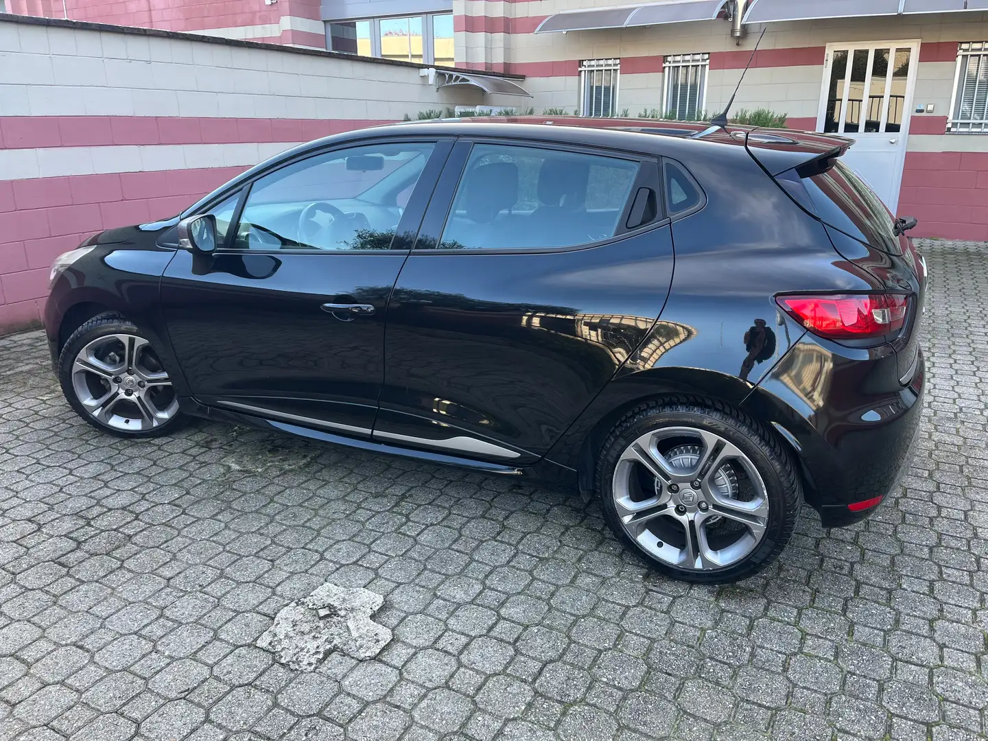 Renault Clio Clio 5p 1.2 tce GT s Nero - 2