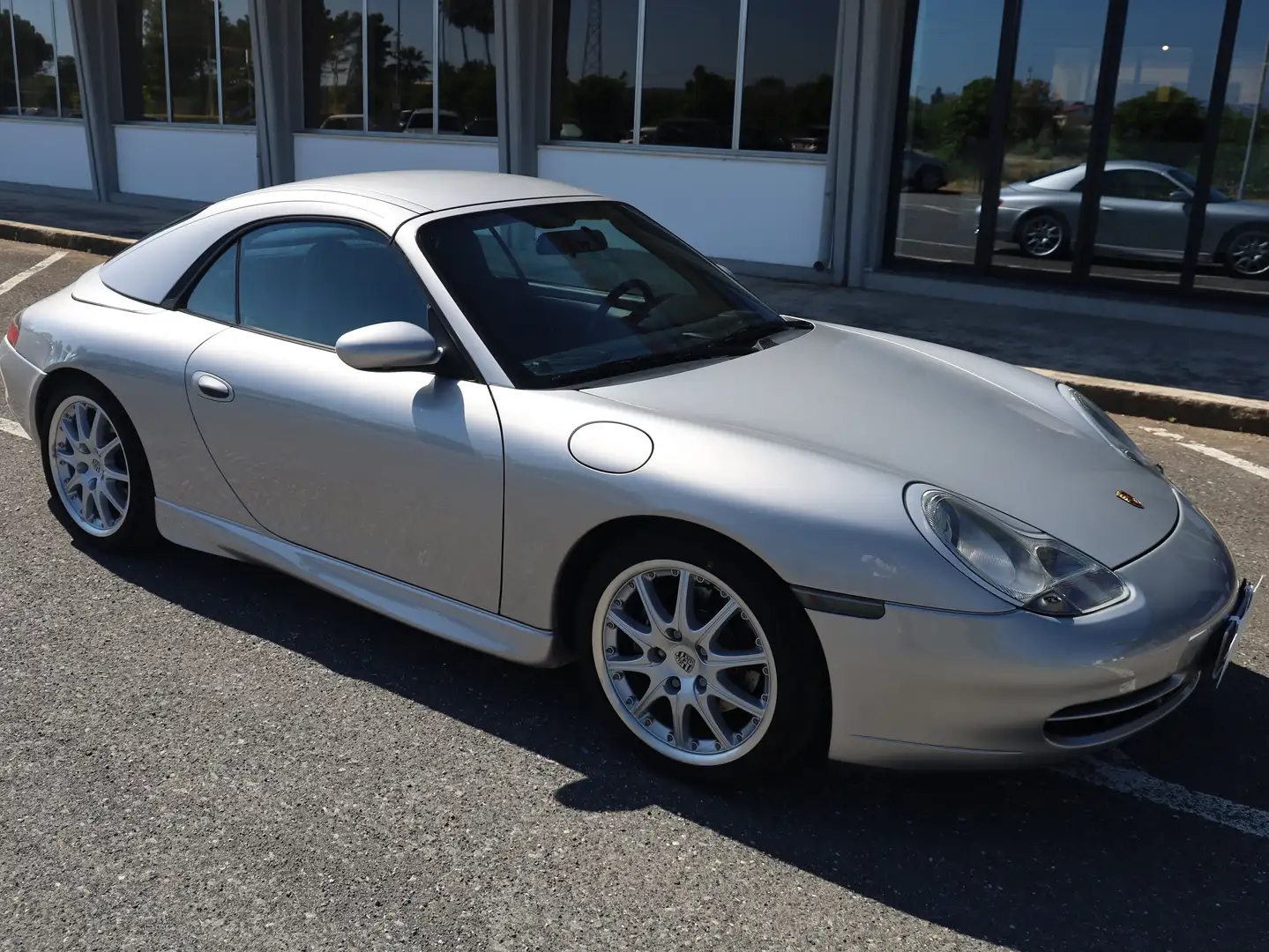 Porsche 911 911 IV Carrera 996 Cabrio Cabrio 3.4 Carrera Argento - 2