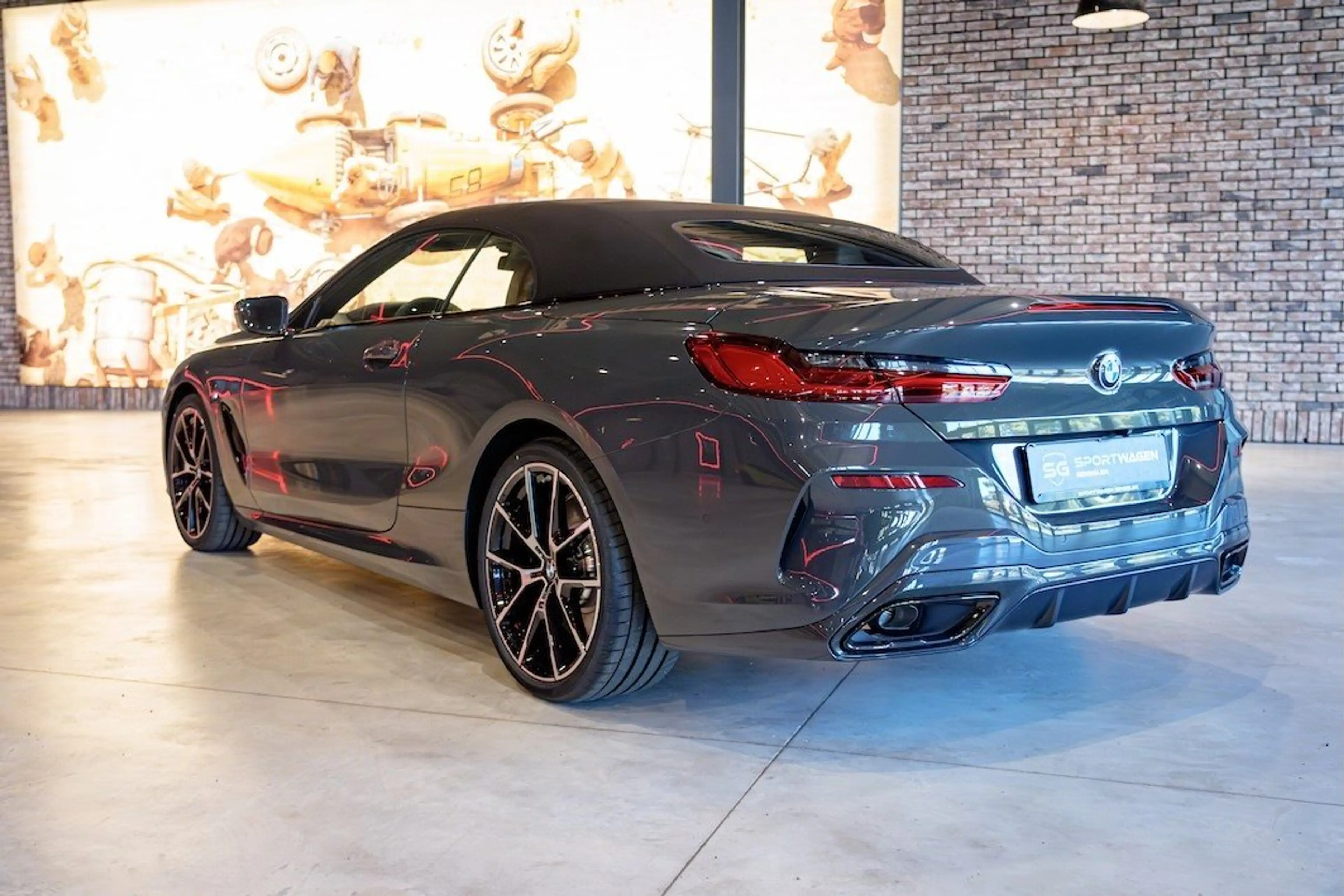 BMW 840 i xDrive Cabrio - B&W Laser Individual — photo 8