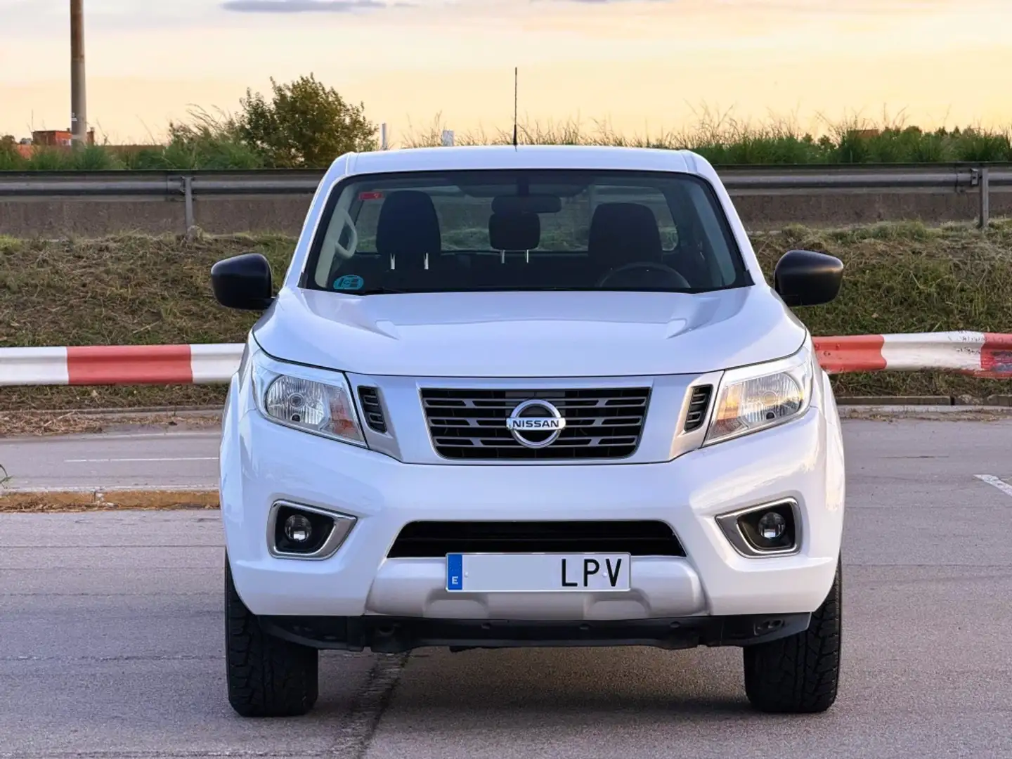 Nissan Navara 2.3dCi Doble Cabina Acenta Blanc - 2