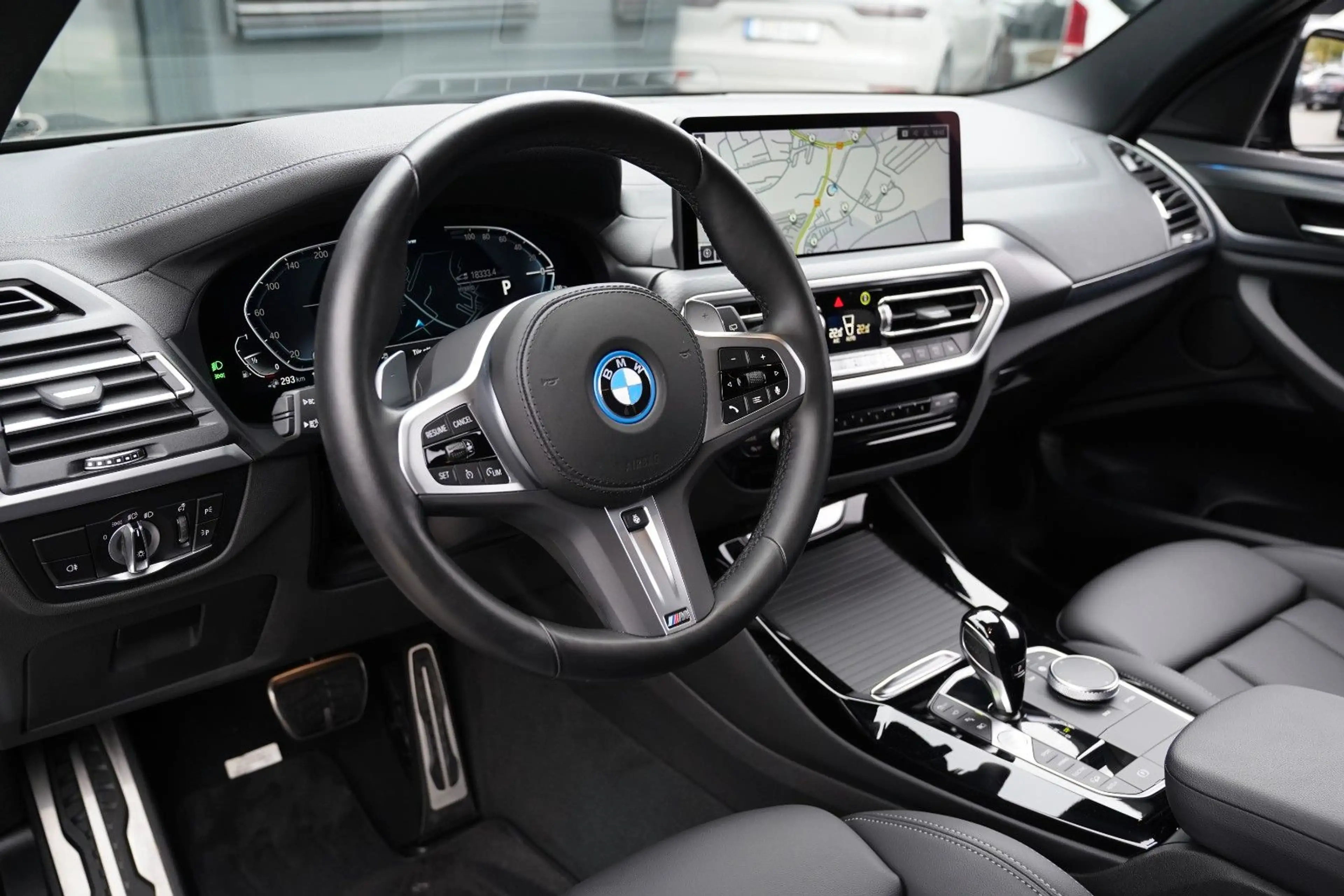 BMW X3 xDr 30e M Sport-LCProf-Laser-360-HuD-HiFi — photo 9