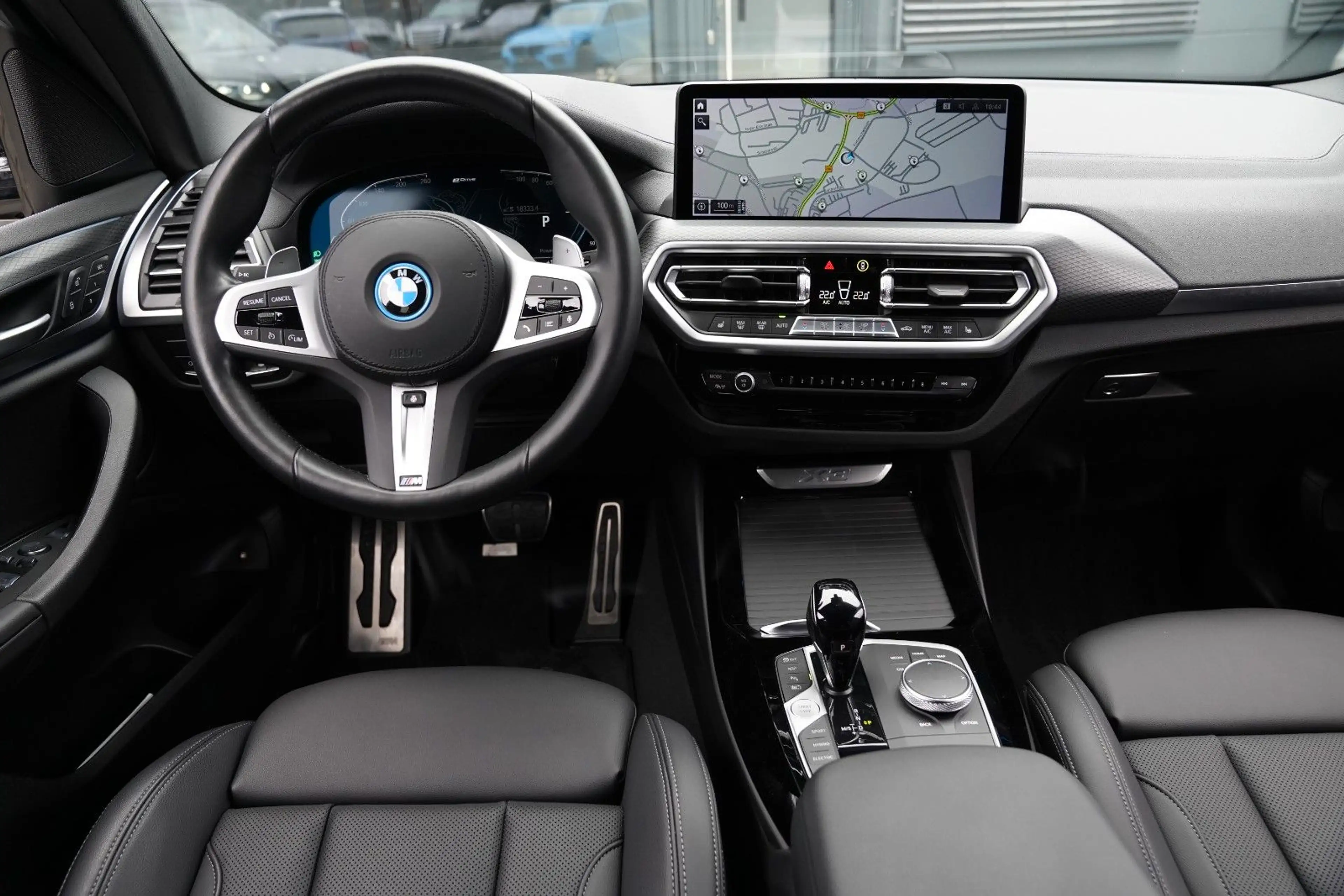 BMW X3 xDr 30e M Sport-LCProf-Laser-360-HuD-HiFi — photo 10