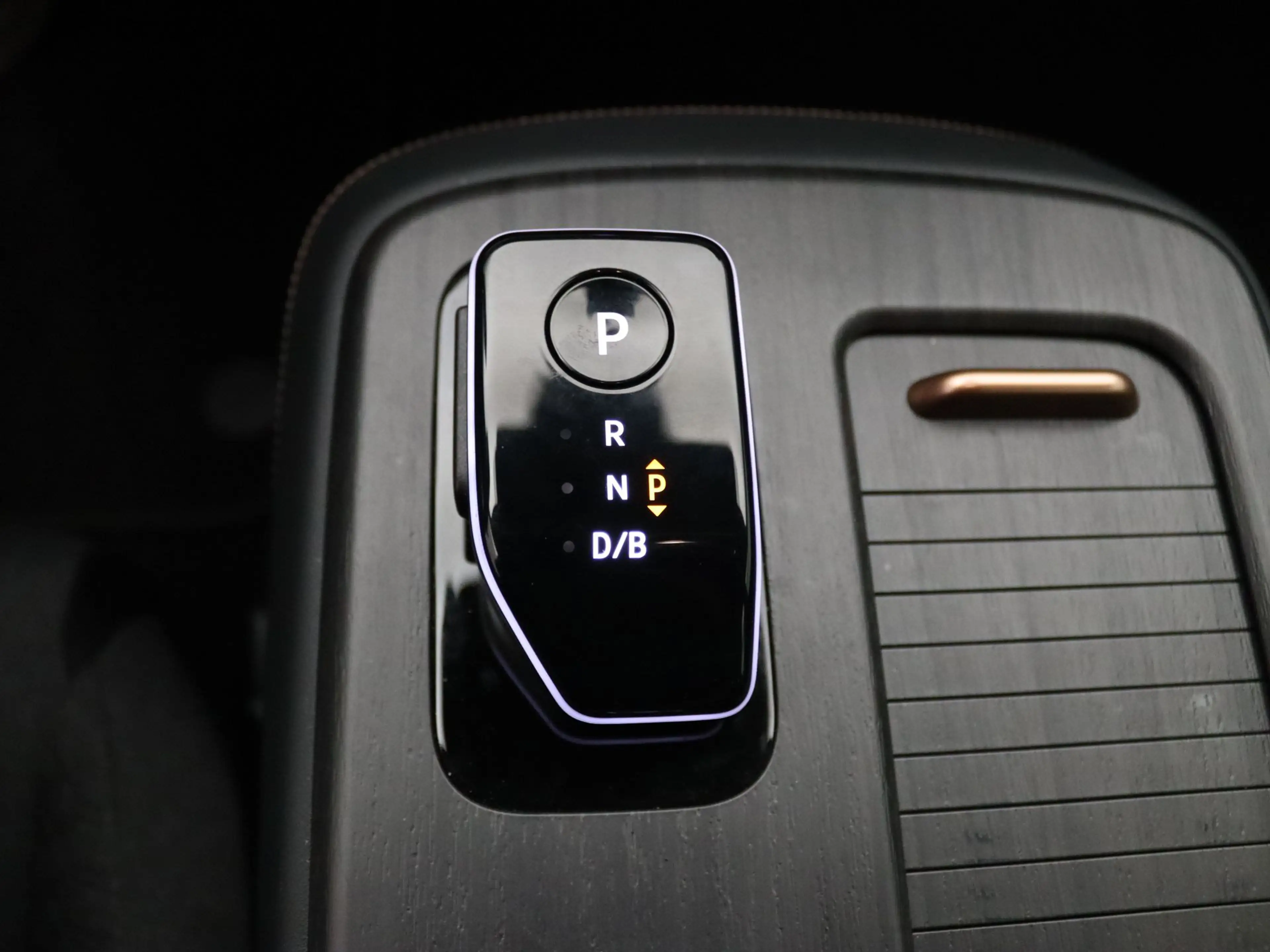 Nissan Ariya Limited Edition 87 kWh Climate control | Navig | C — photo 15