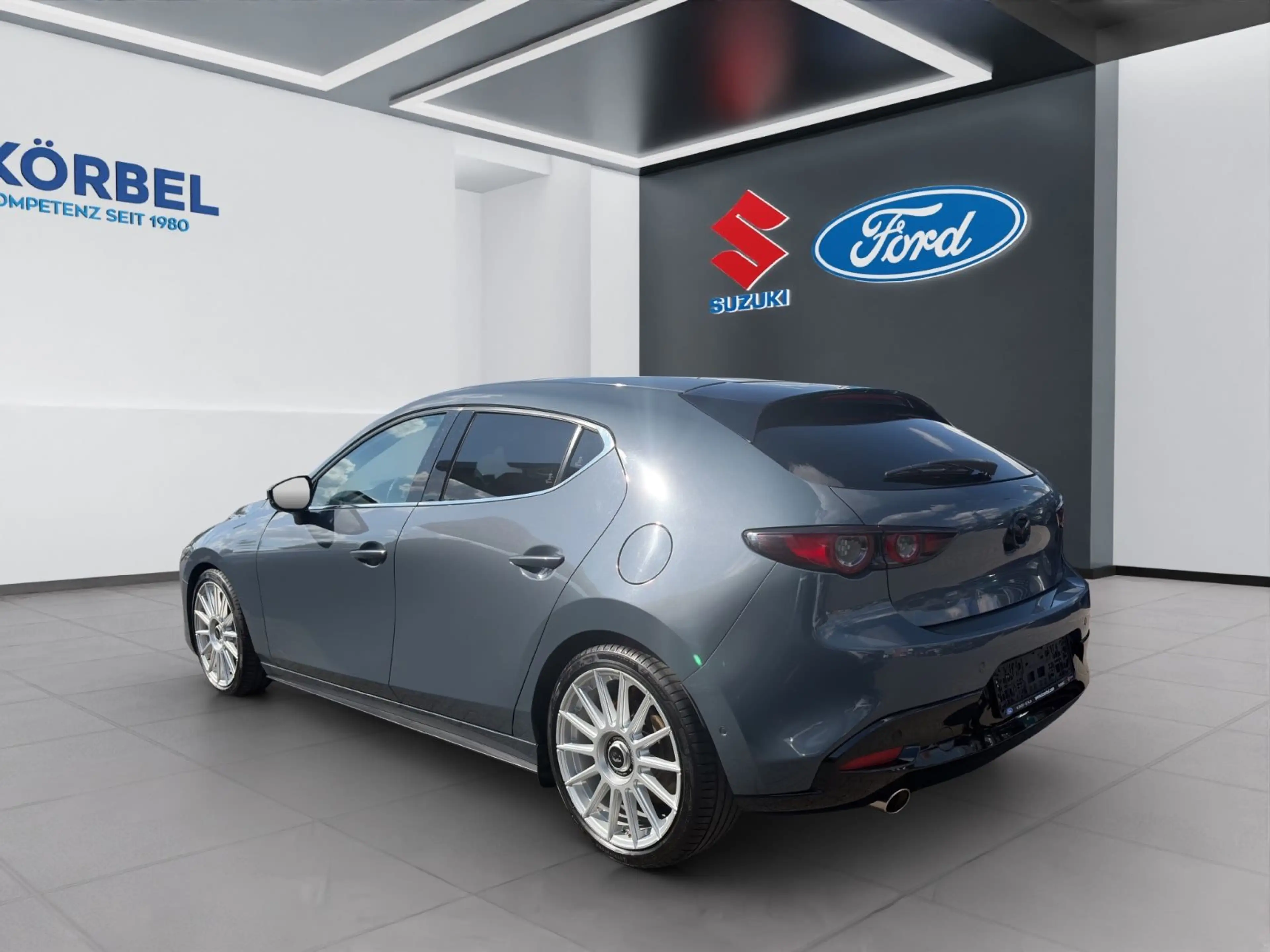Mazda 3 Selection*I-Activesense*Design*tieferge.*Bose* — photo 9