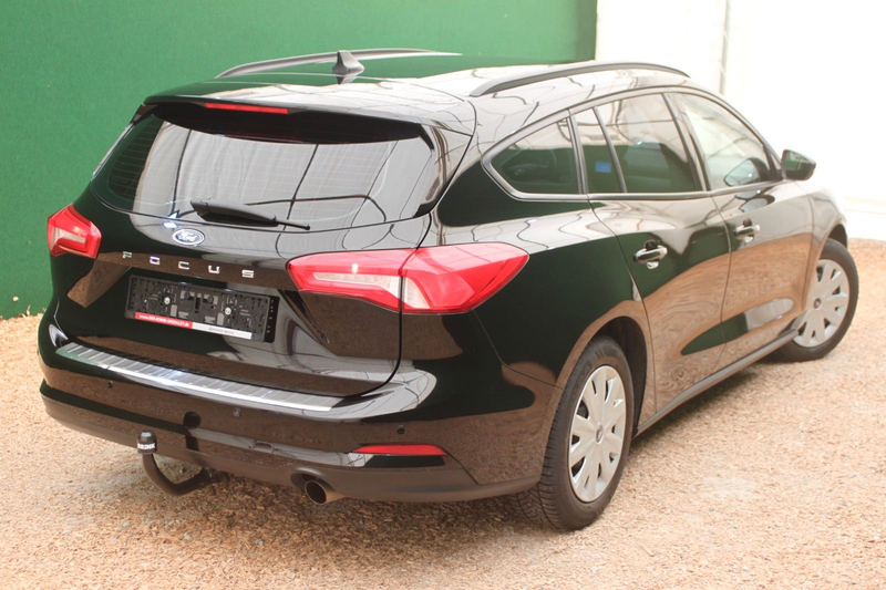 Ford Focus Turnier 1.0/ PDC/ Klima/ AHK/ nur 59 tkm — photo 7