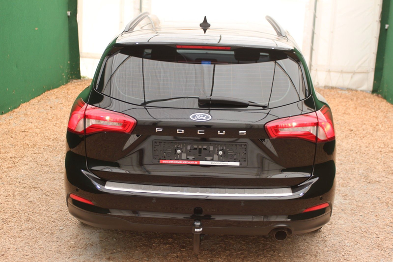 Ford Focus Turnier 1.0/ PDC/ Klima/ AHK/ nur 59 tkm — photo 6