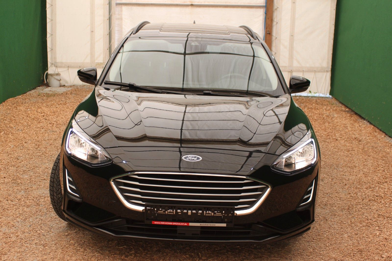 Ford Focus Turnier 1.0/ PDC/ Klima/ AHK/ nur 59 tkm — photo 9