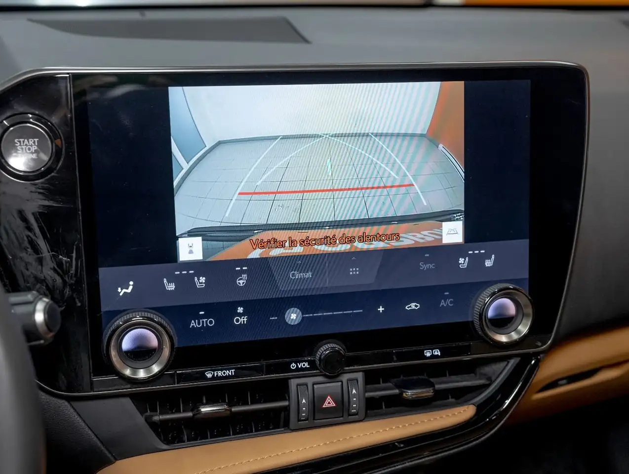 Lexus NX снимка Lexus NX