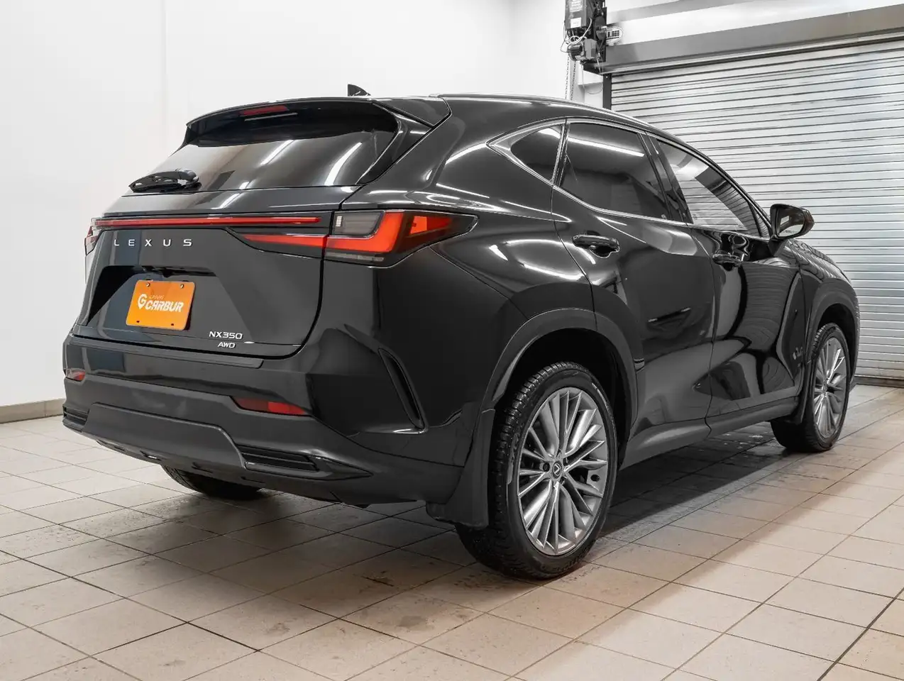Lexus NX снимка Lexus NX