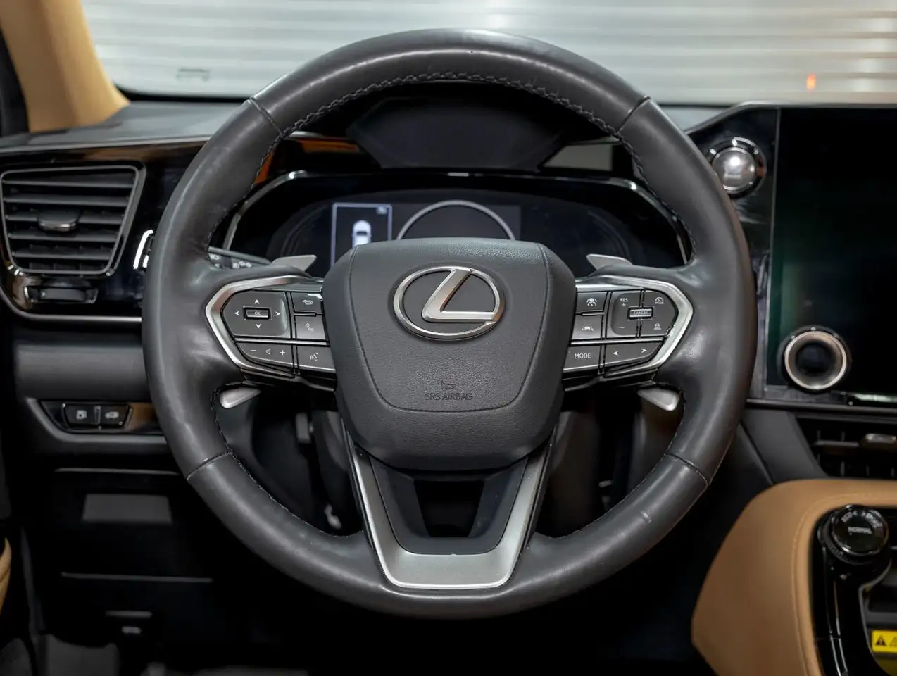 Lexus NX снимка Lexus NX