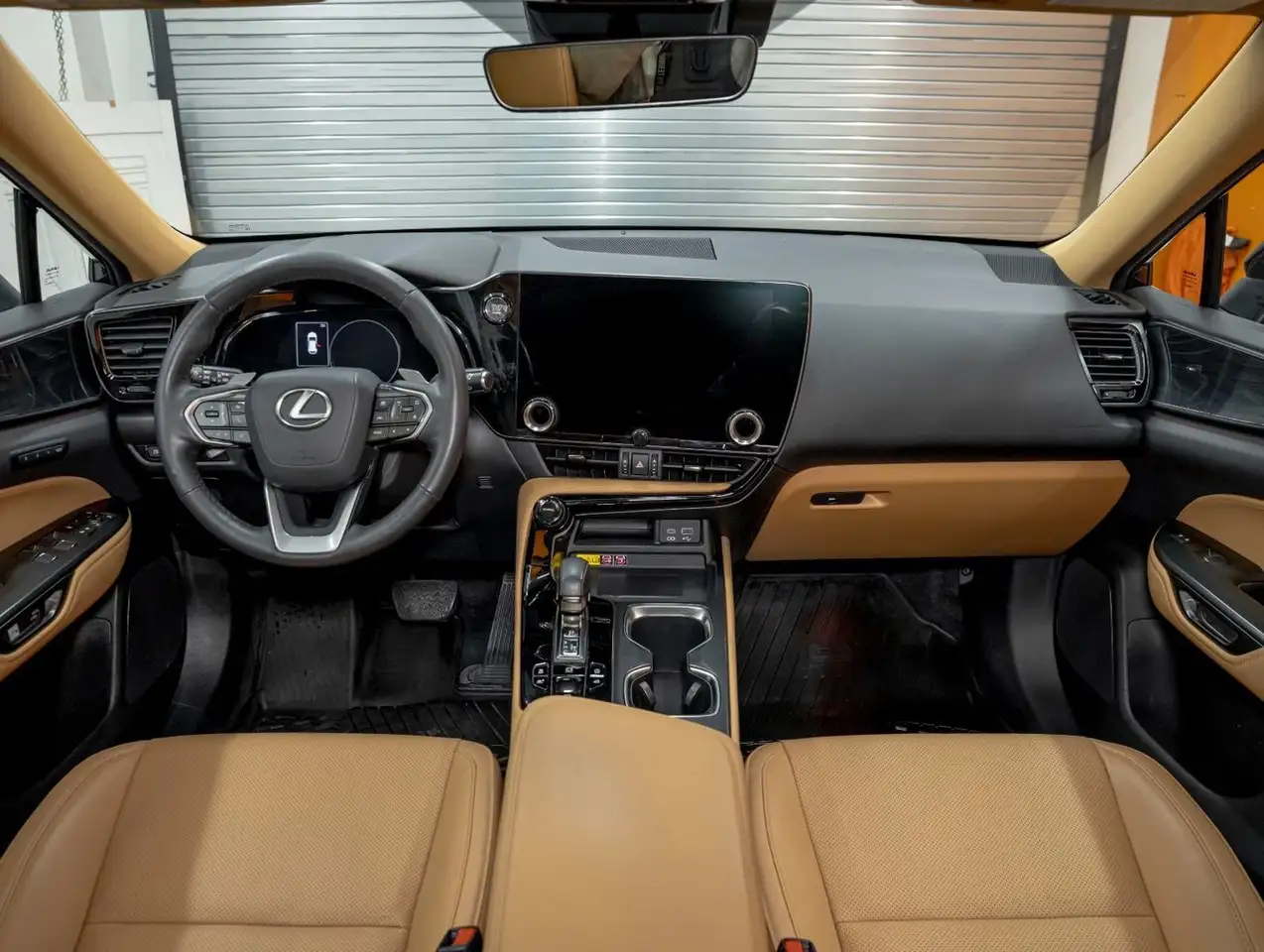 Lexus NX снимка Lexus NX