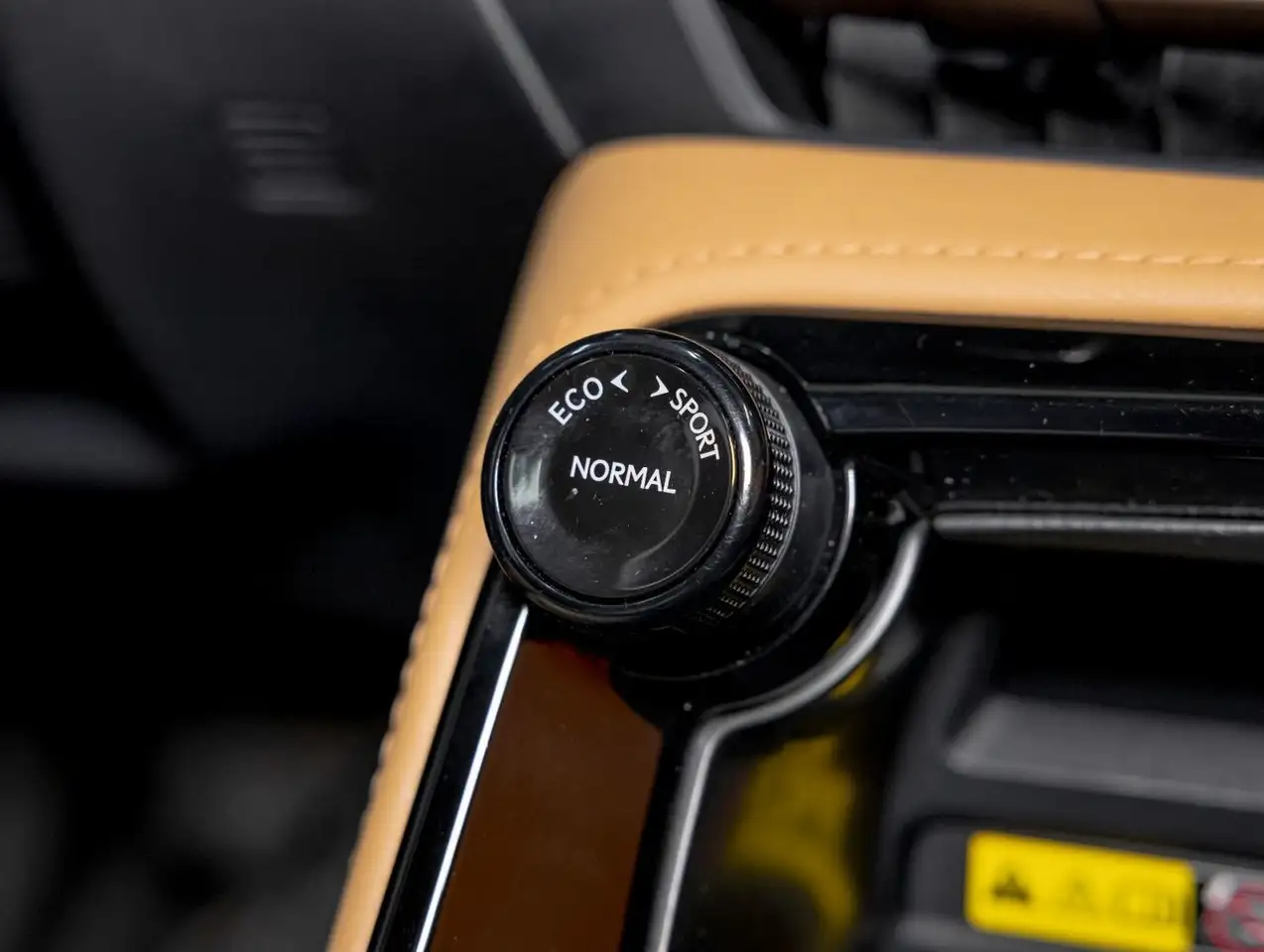 Lexus NX снимка Lexus NX