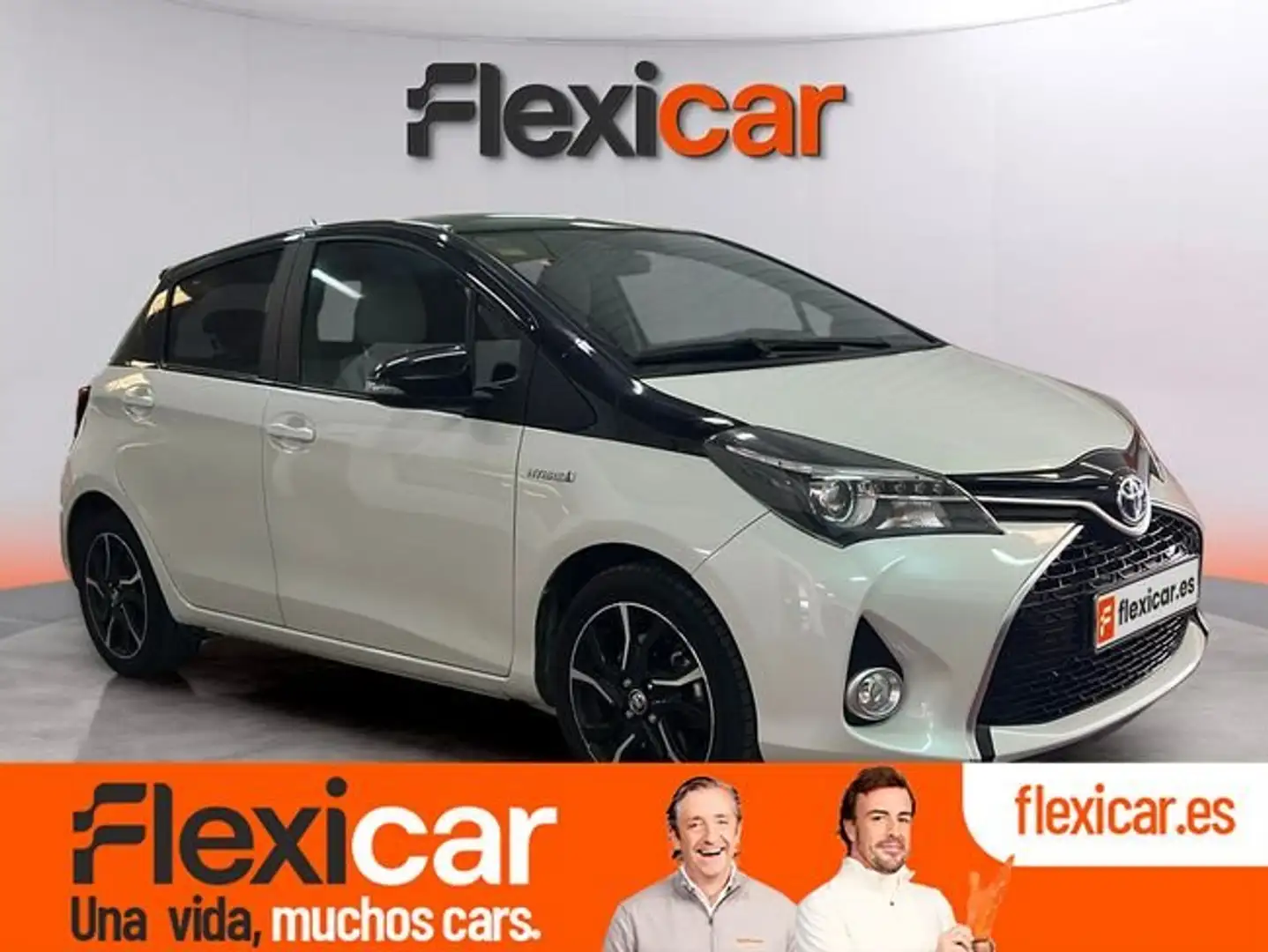 Toyota Yaris HSD 1.5 Active Gris - 1