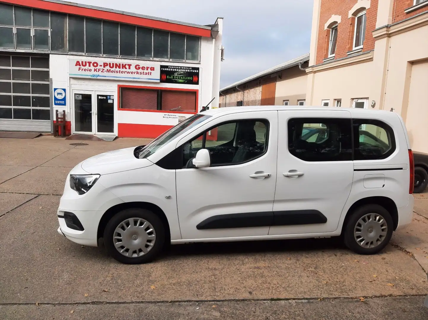 Opel Combo Life 5-S. Klima 2xSchiebetür TÜV+Insp. NEU Weiß - 1
