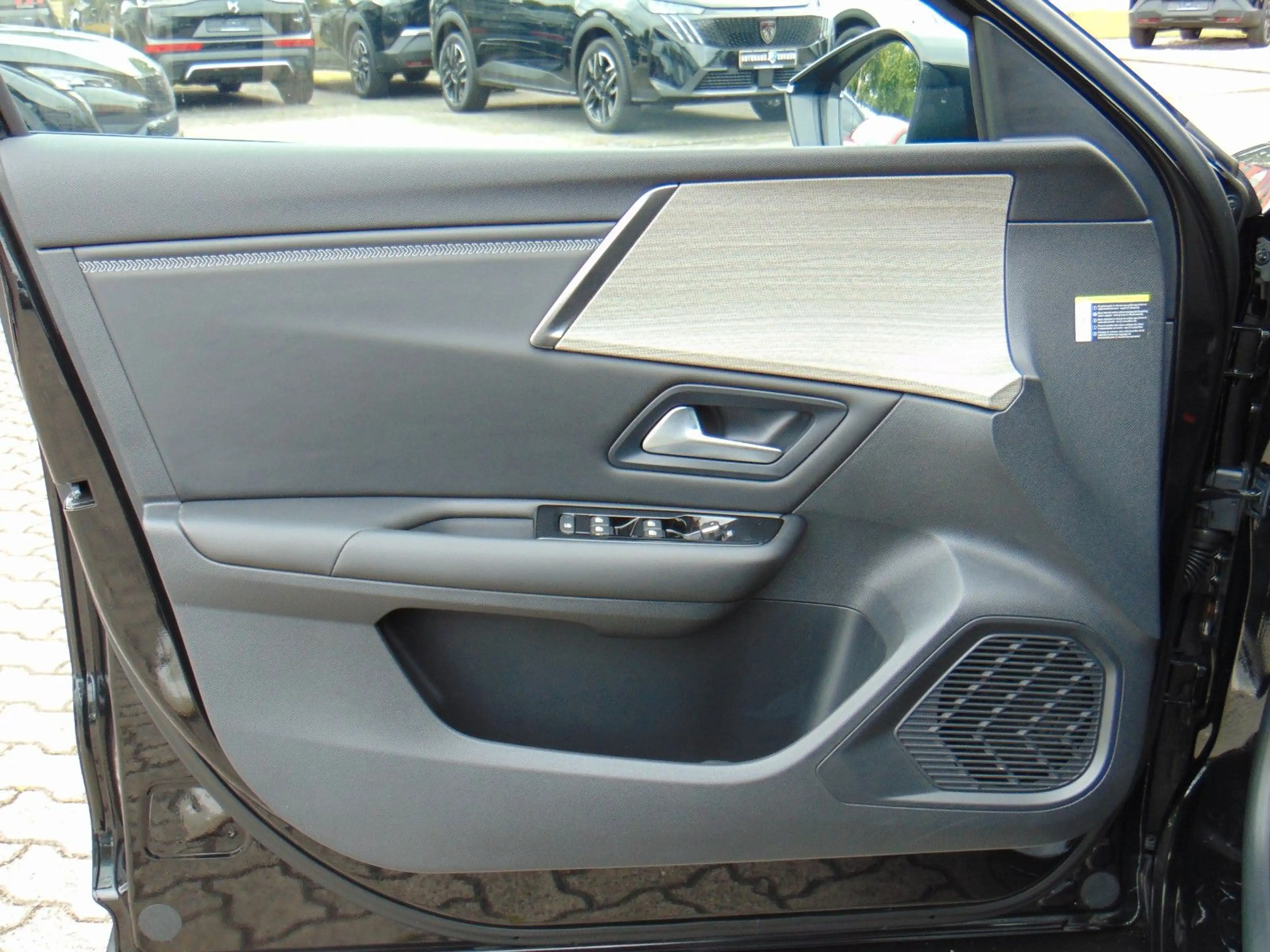 Citroen C5 X Hybrid 145 e-DCS6 Plus - HUD - Leder - Cam — photo 10