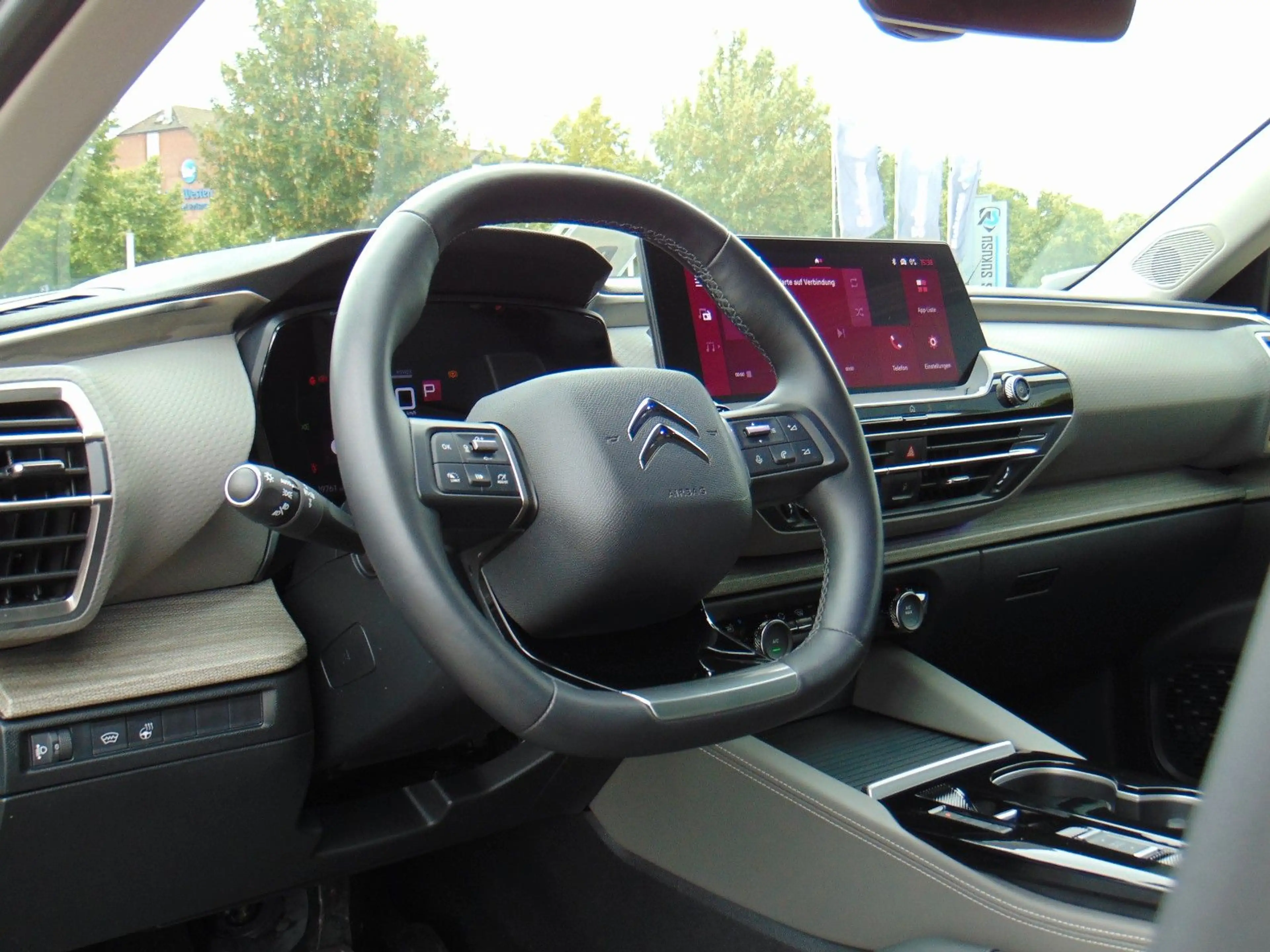 Citroen C5 X Hybrid 145 e-DCS6 Plus - HUD - Leder - Cam — photo 11