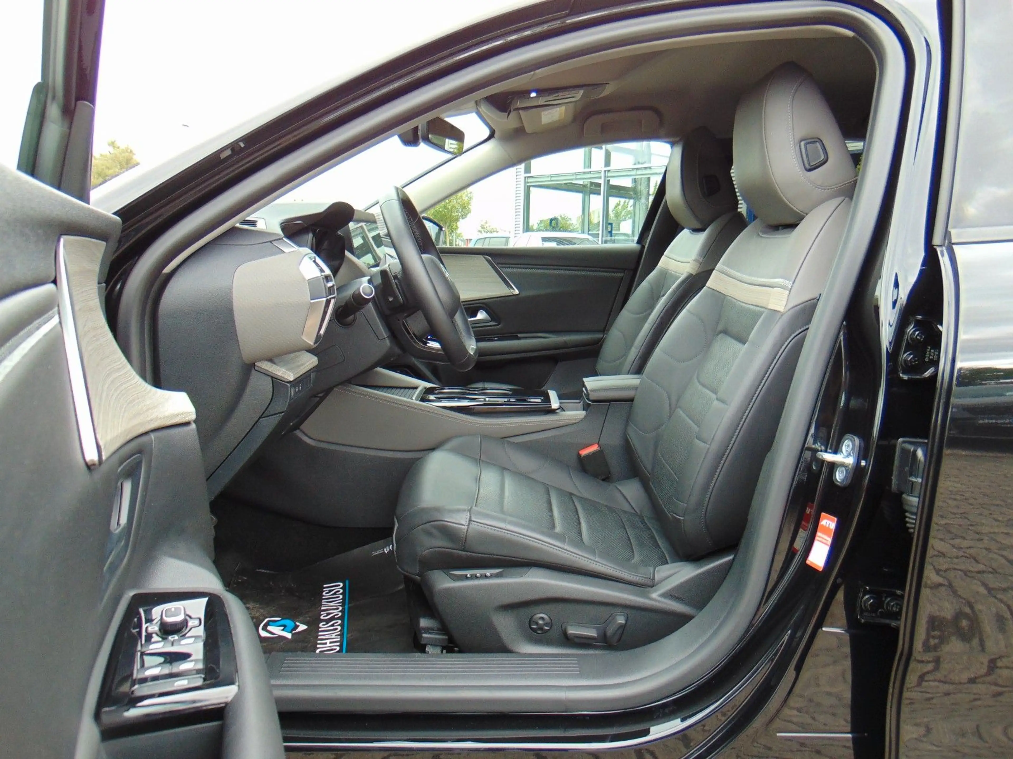 Citroen C5 X Hybrid 145 e-DCS6 Plus - HUD - Leder - Cam — photo 7