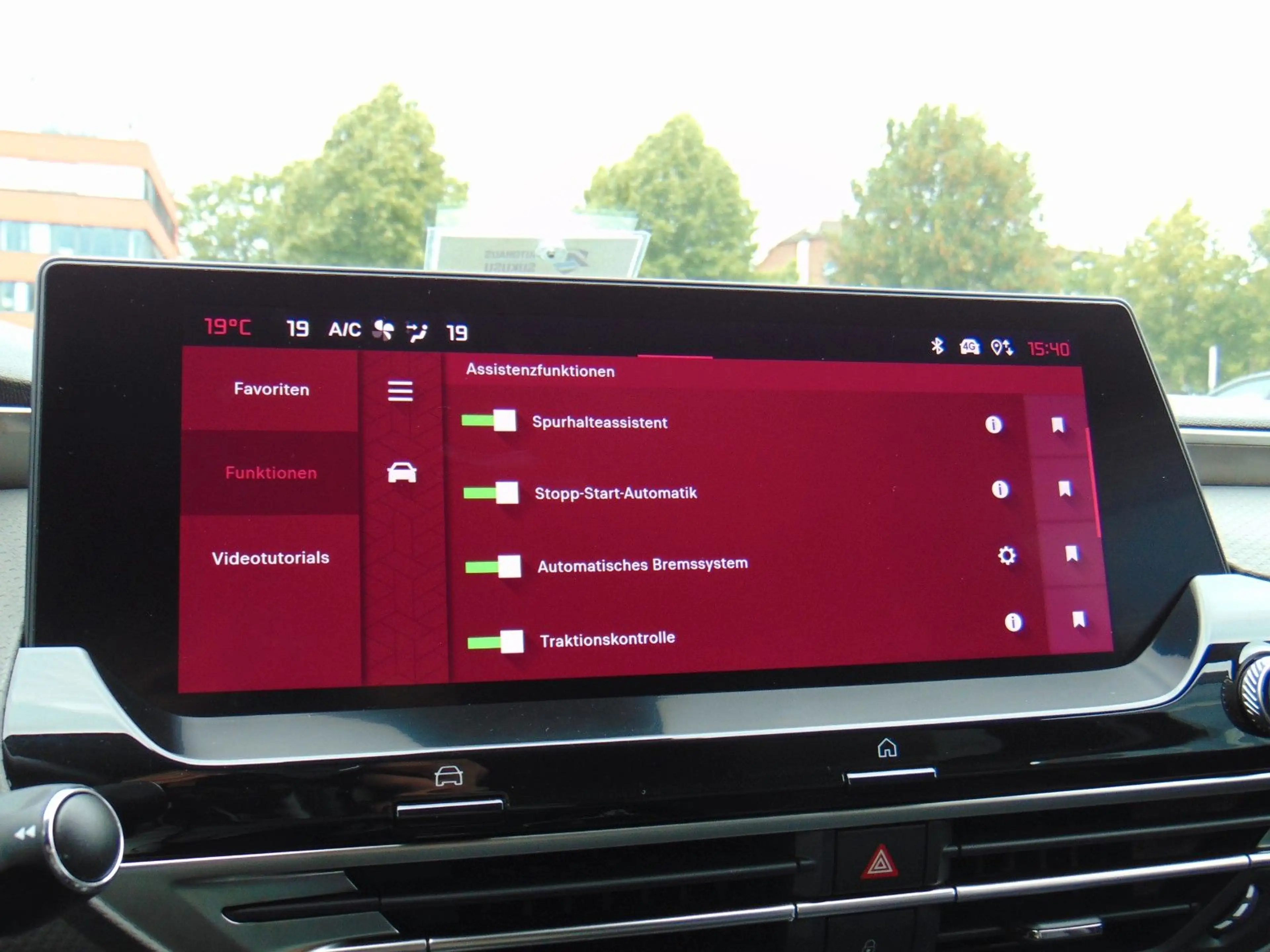 Citroen C5 X Hybrid 145 e-DCS6 Plus - HUD - Leder - Cam — photo 15