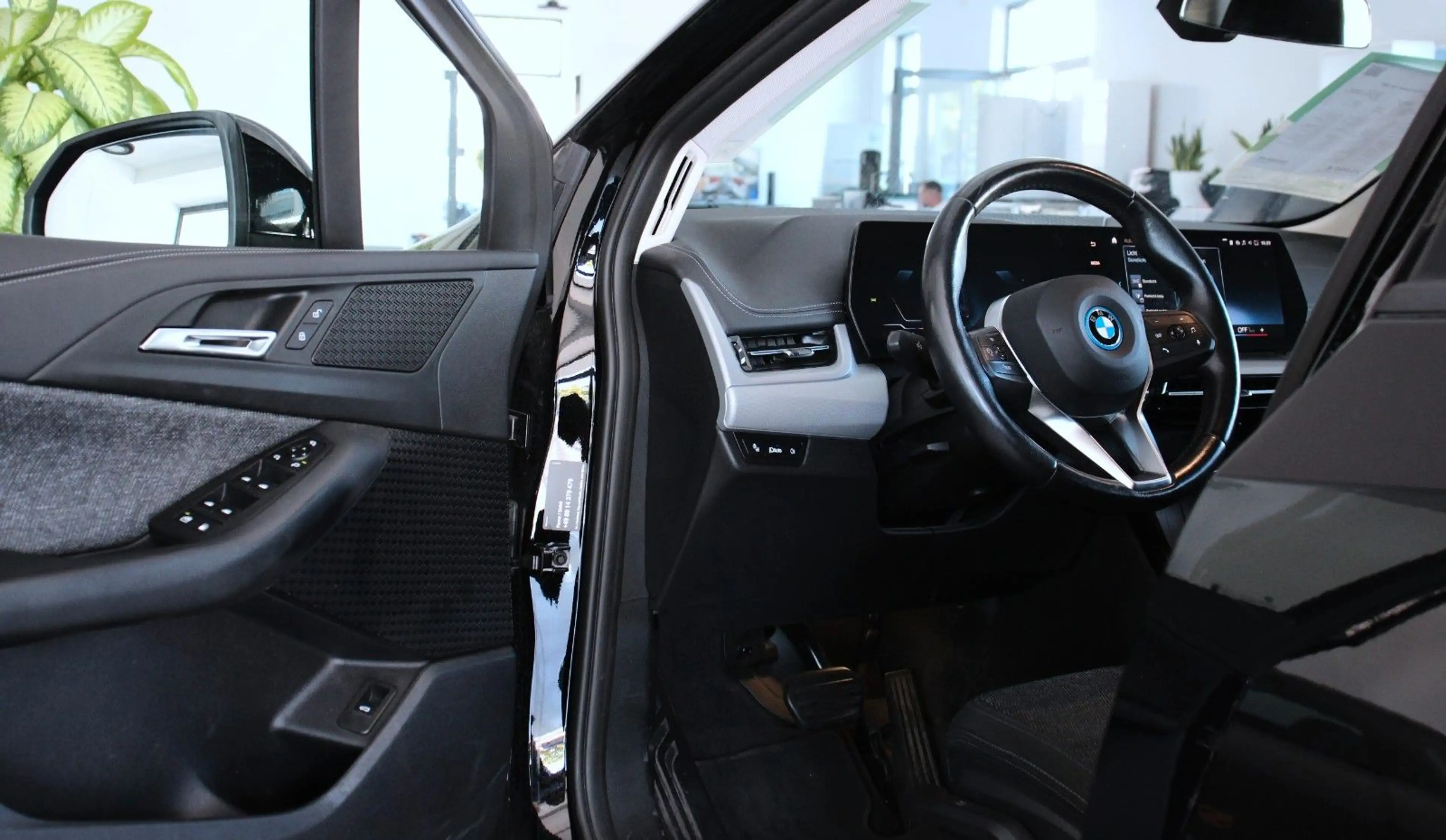BMW 225 e xDrive Active Tourer *A-LED*Widescreen*ACC — photo 8