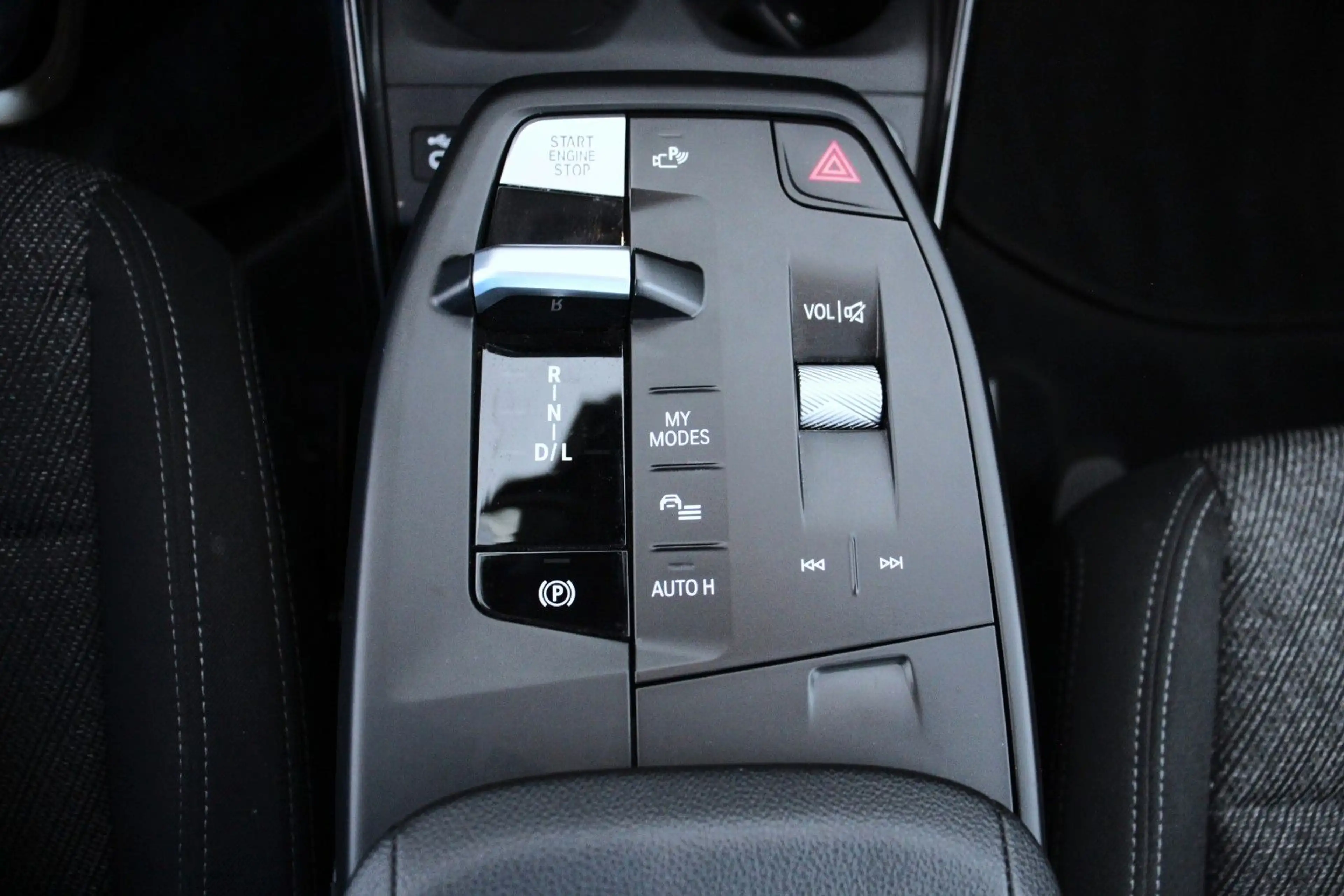 BMW 225 e xDrive Active Tourer *A-LED*Widescreen*ACC — photo 12