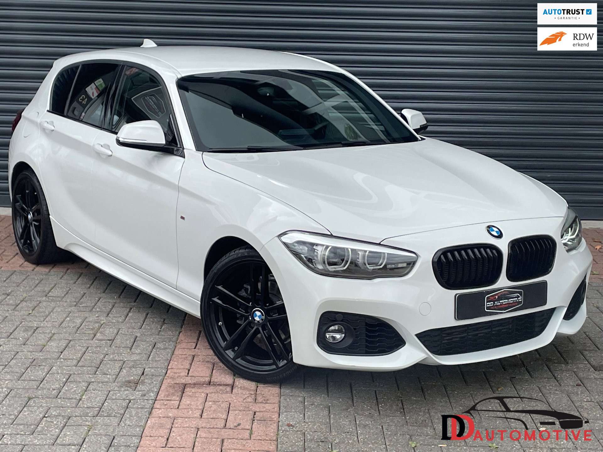 BMW 118