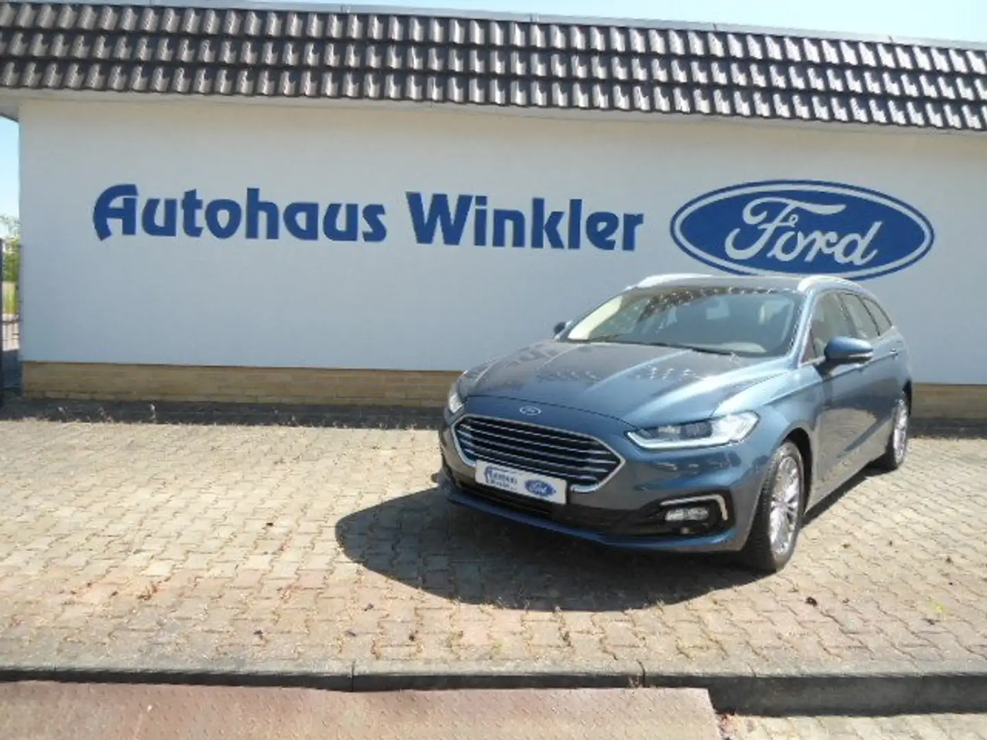 Ford Mondeo Hybrid Business Edition Turnier (CNG) Blau - 1