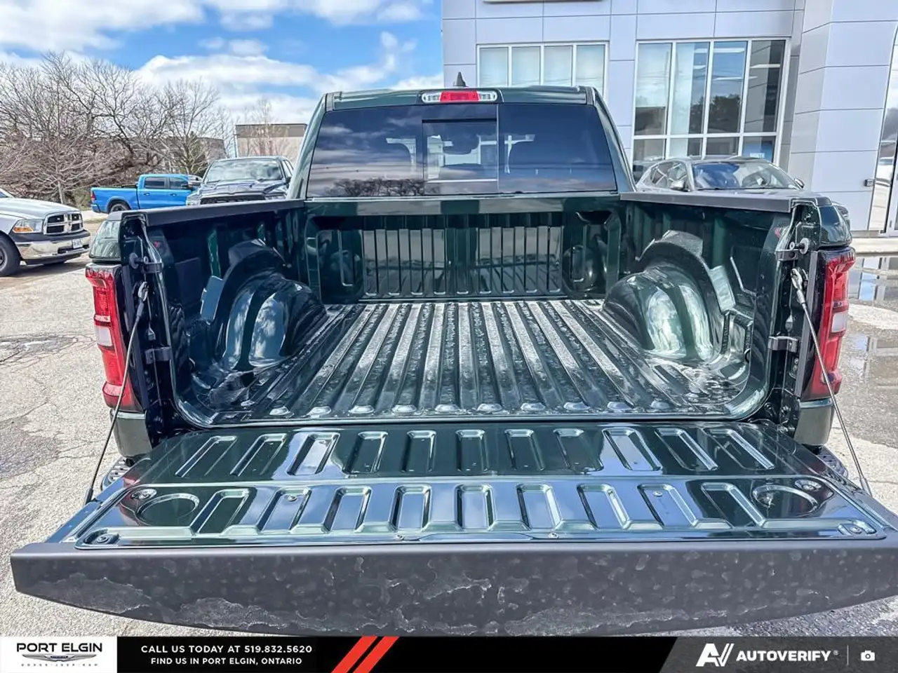 RAM 1500 снимка RAM 1500